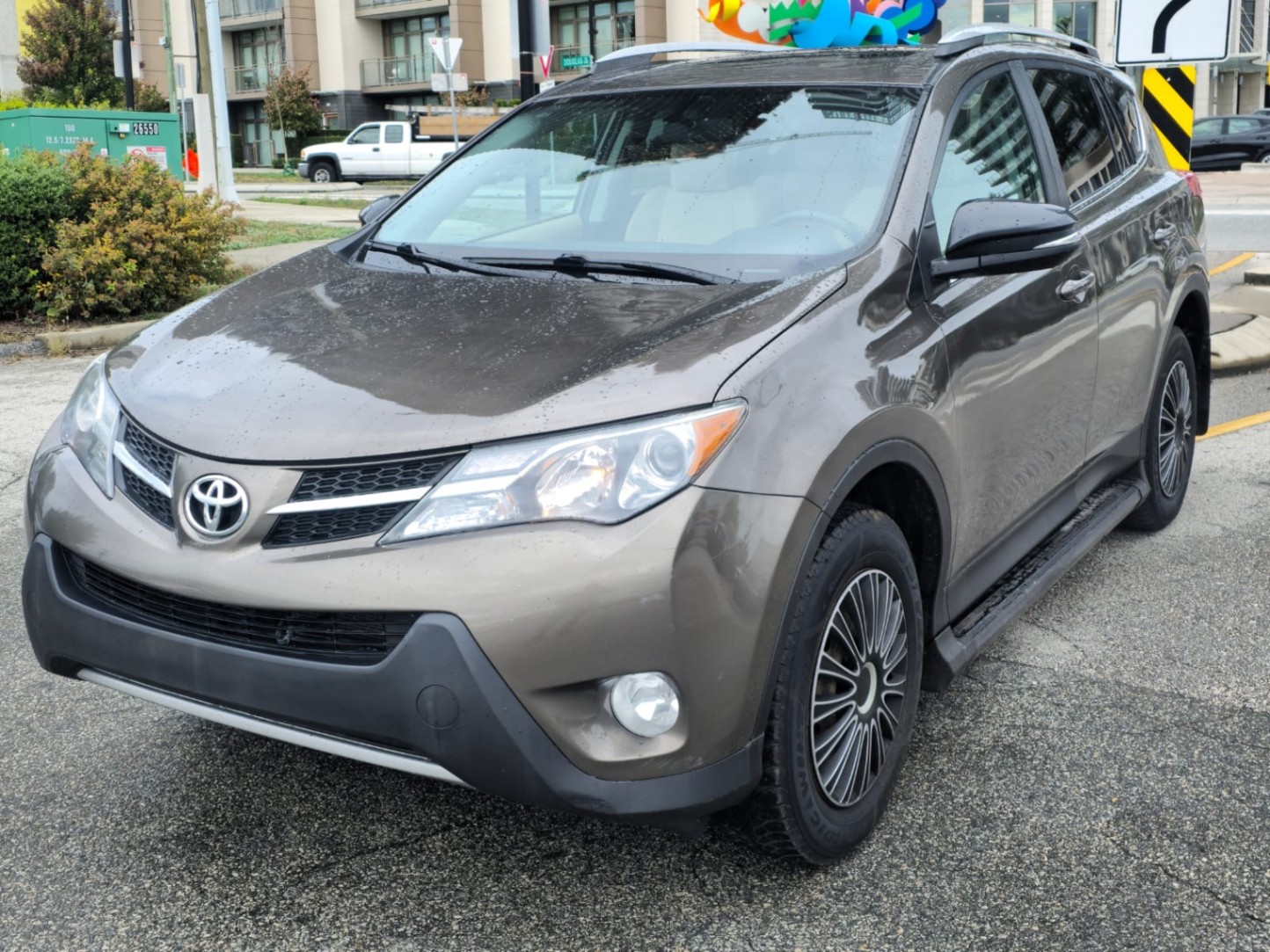 /canwestautoinc/2013-Toyota-RAV4-942666841265307.jpg