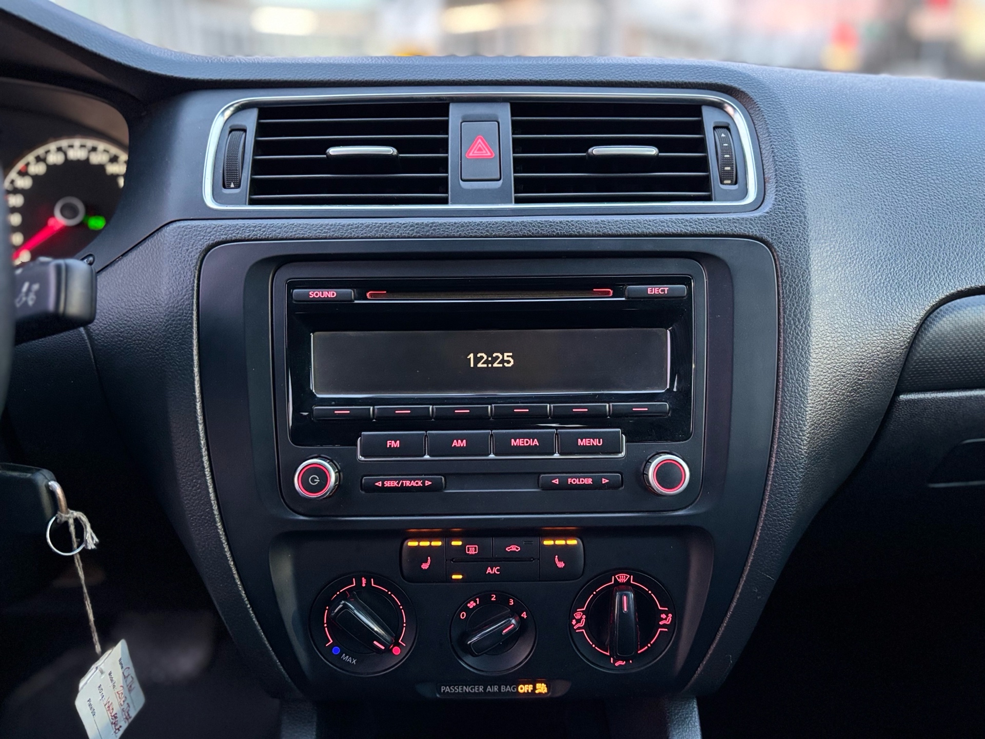 /canwestautoinc/2013-Volkswagen-Jetta-7793463004243271.jpg