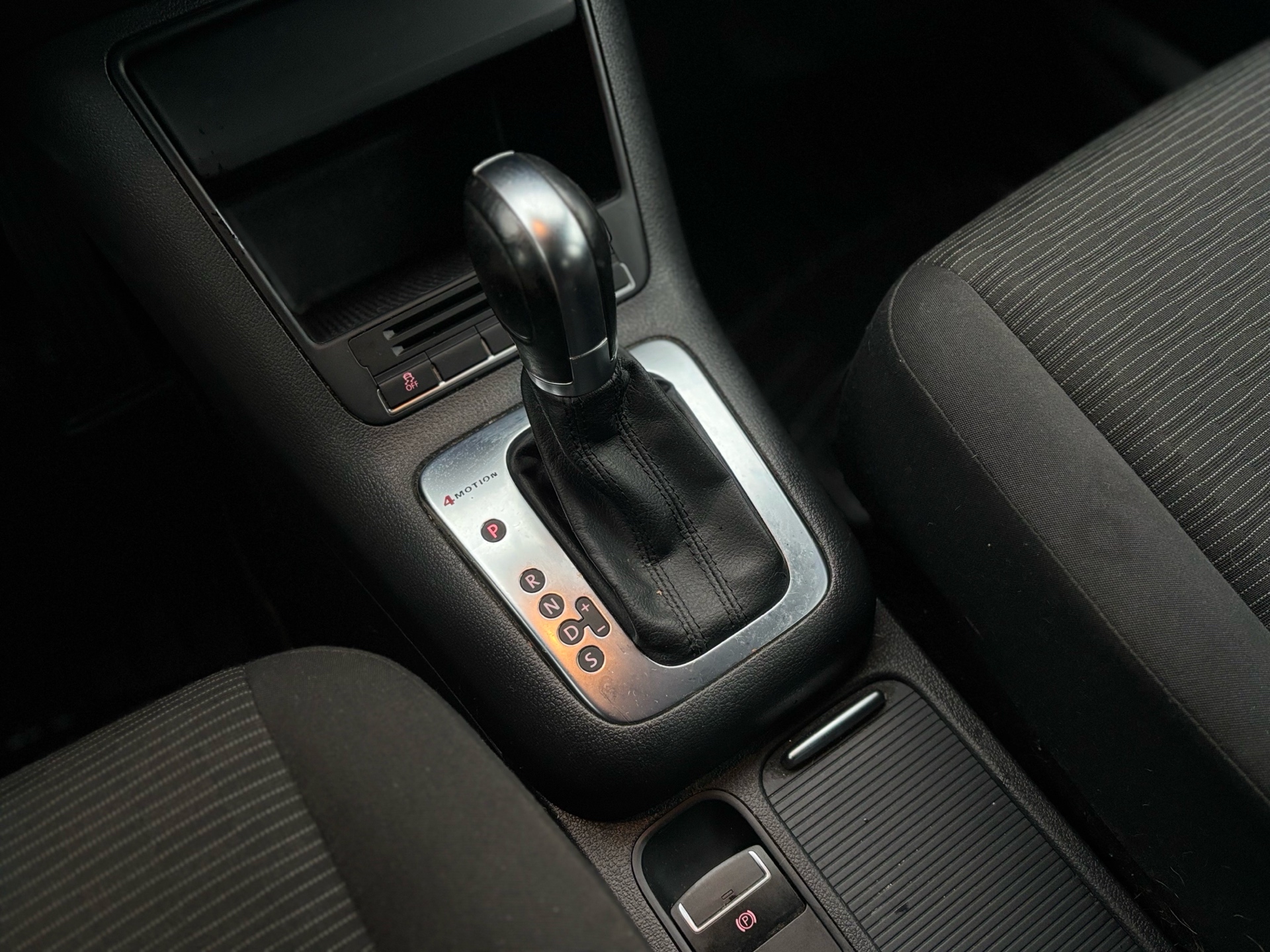 /canwestautoinc/2013-Volkswagen-Tiguan-33632305734867884.jpg