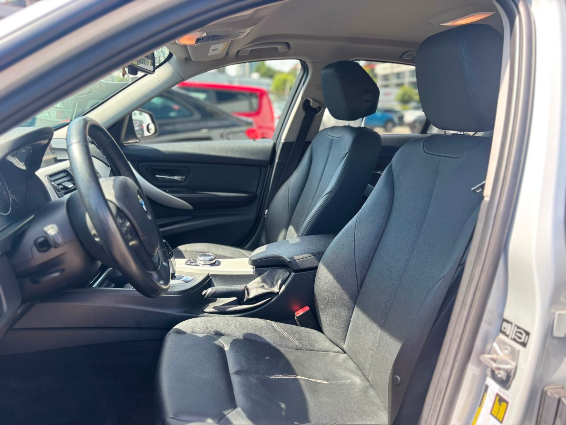 /canwestautoinc/2014-BMW-3-Series-40175606201298475.jpg