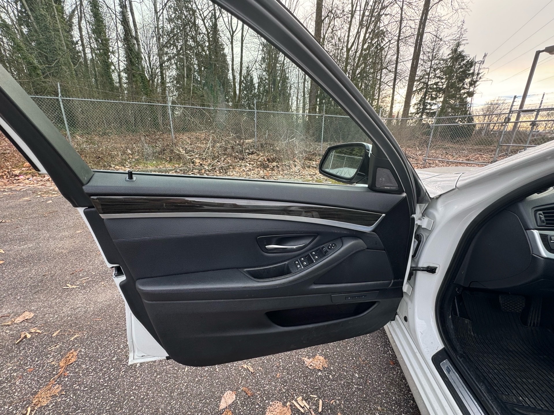/canwestautoinc/2014-BMW-5Series-9620183707127481.jpg