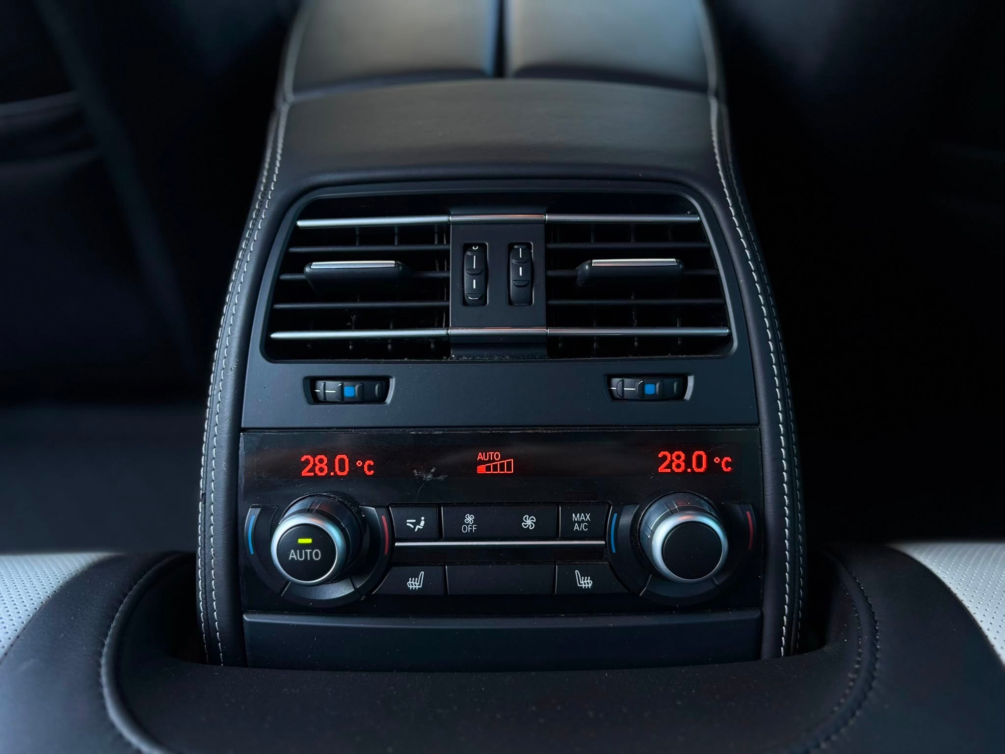 /canwestautoinc/2014-BMW-M6-6744540627547293.jpg