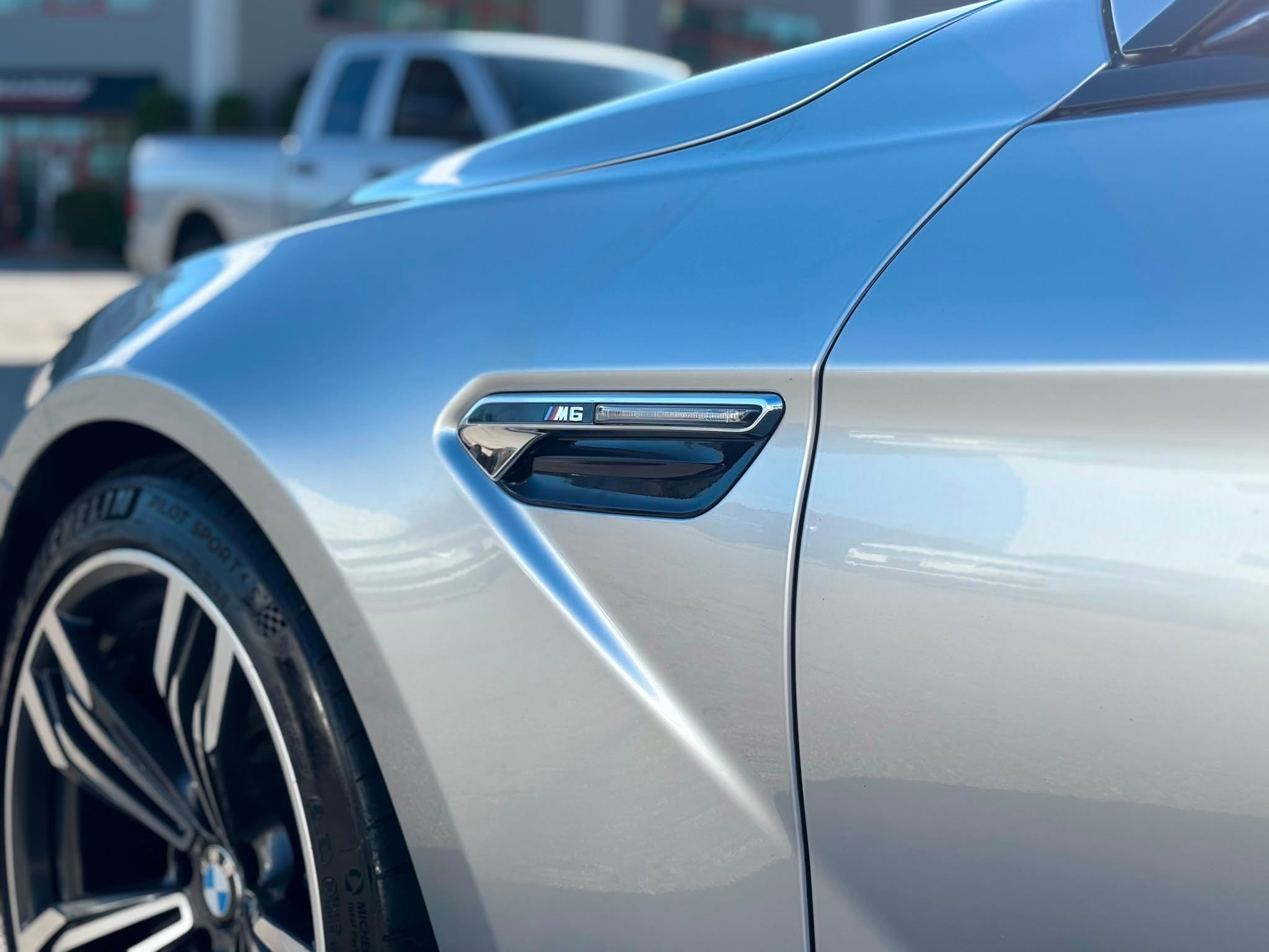 /canwestautoinc/2014-BMW-M6-7938011996742818.jpg