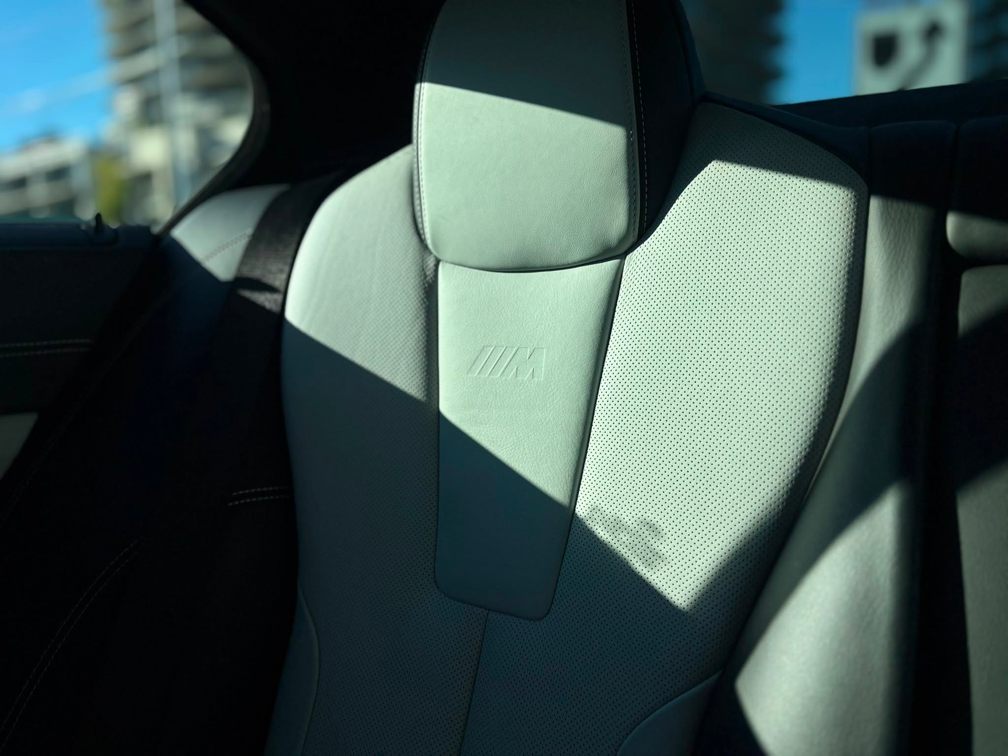 /canwestautoinc/2014-BMW-M6-9261174648748614.jpg