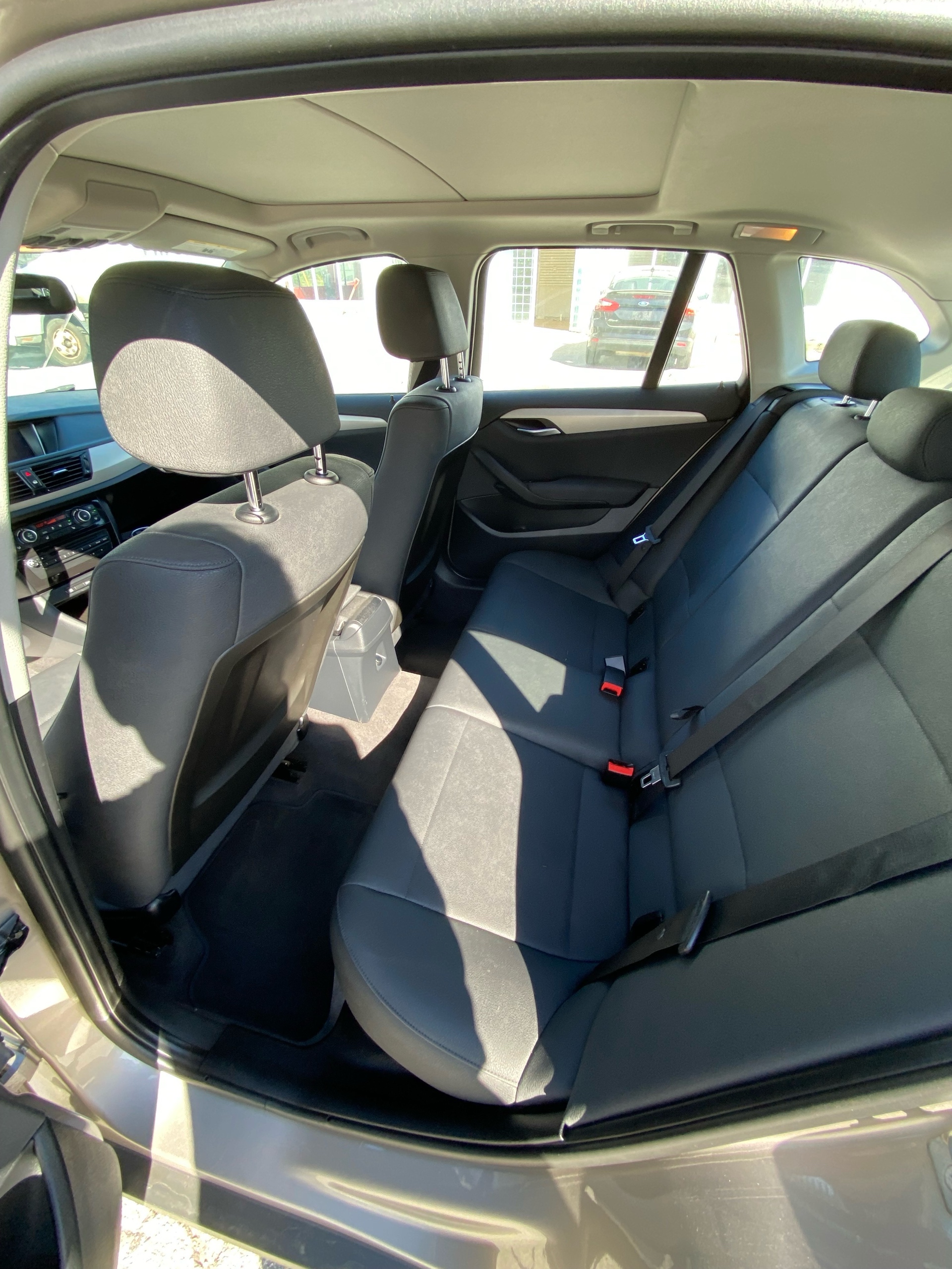 /canwestautoinc/2014-BMW-X1-05379438653660662.jpg
