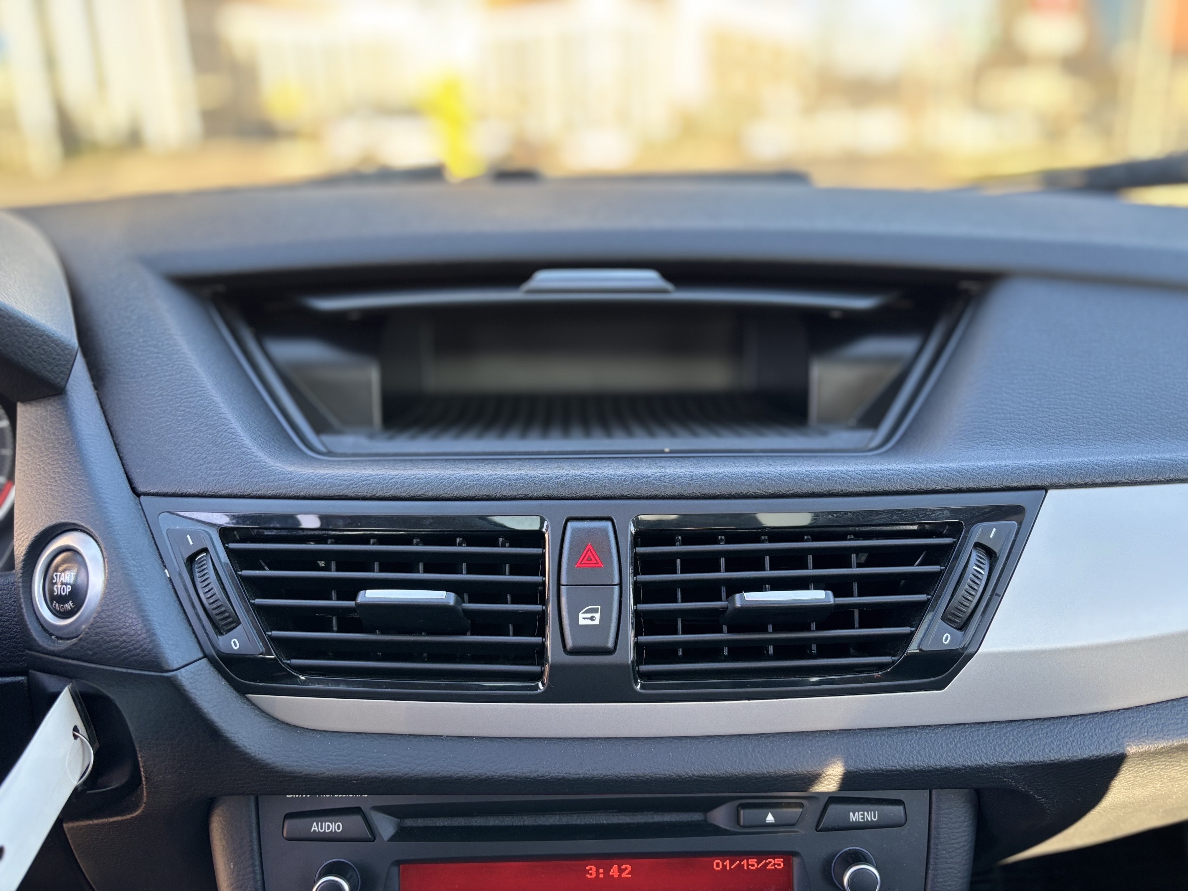 /canwestautoinc/2014-BMW-X1-135888858013125.jpg