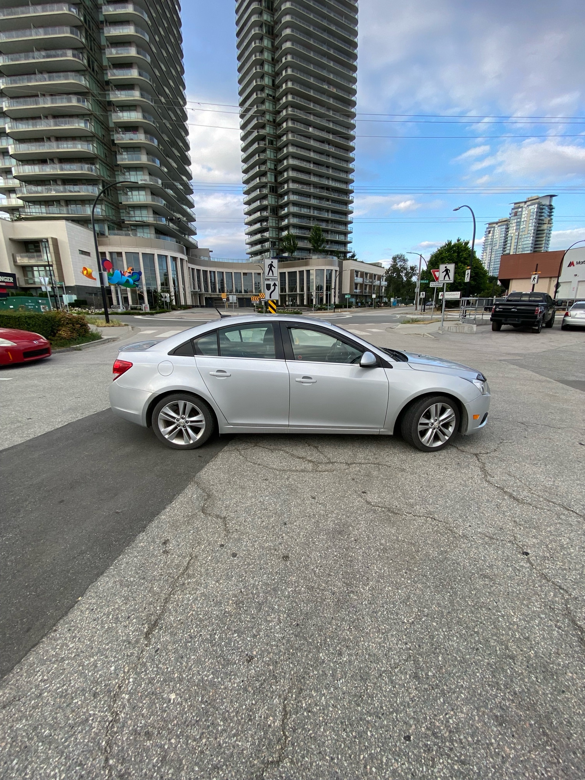 /canwestautoinc/2014-Chevrolet-Cruze-09468317678685678.jpg