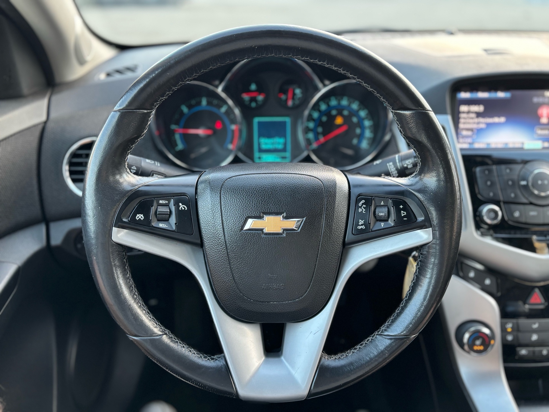 /canwestautoinc/2014-Chevrolet-Cruze-861324529772191.jpg