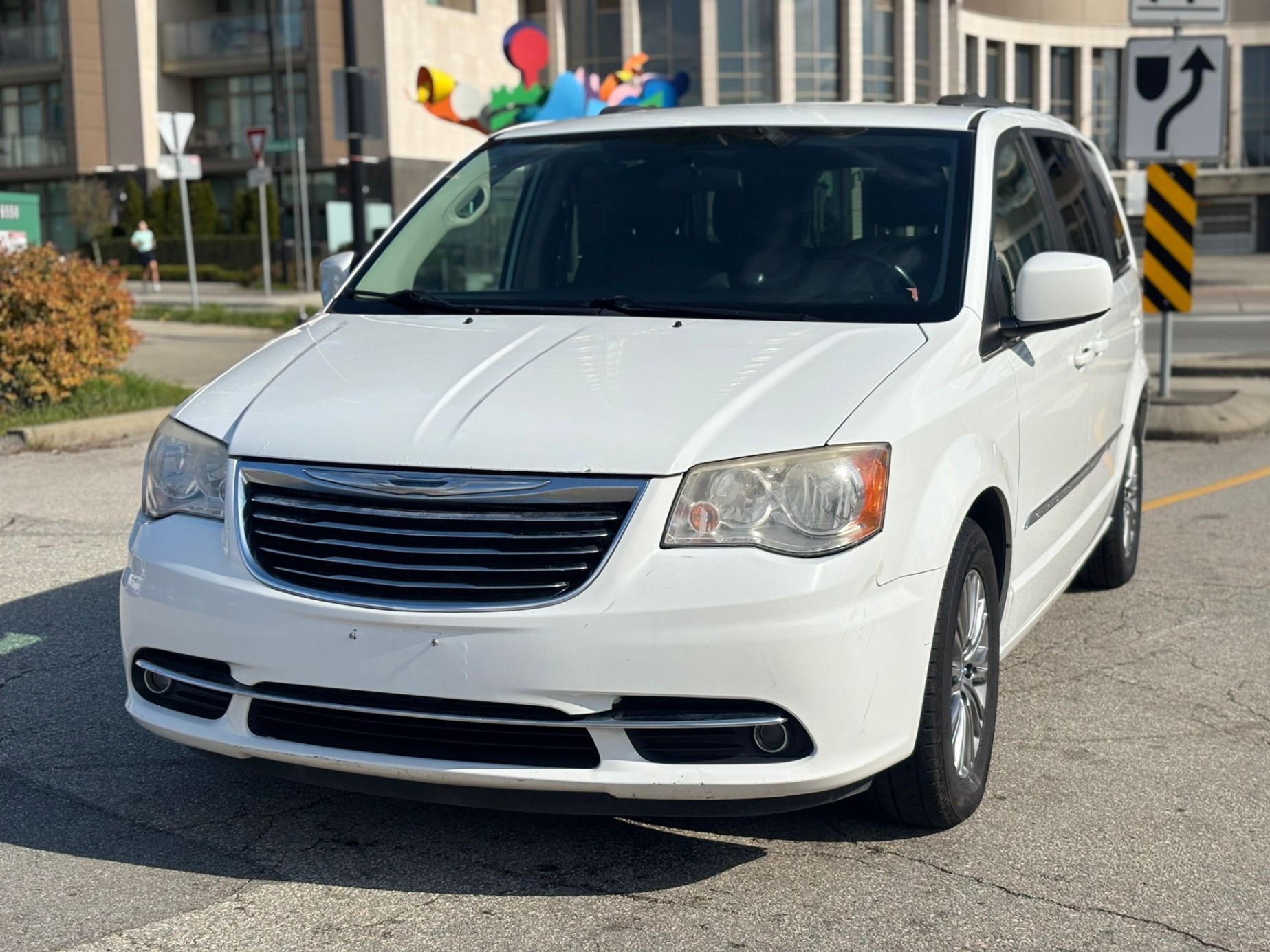 /canwestautoinc/2014-Chrysler-Town&-027846469621636505.jpg