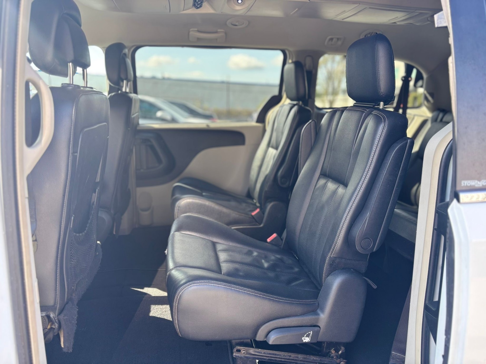 /canwestautoinc/2014-Chrysler-Town&-31240821270710706.jpg