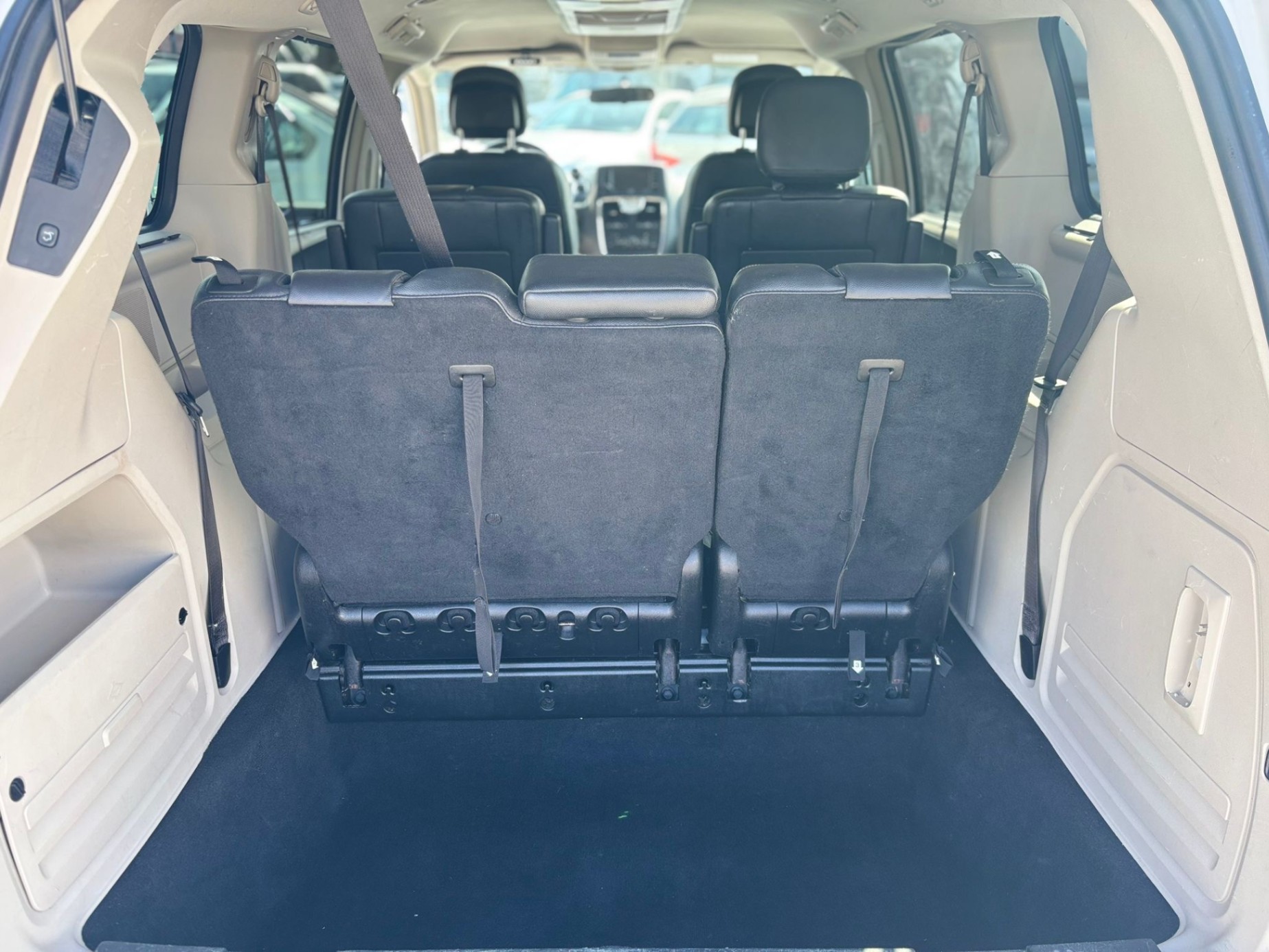 /canwestautoinc/2014-Chrysler-Town&-47431035797401155.jpg