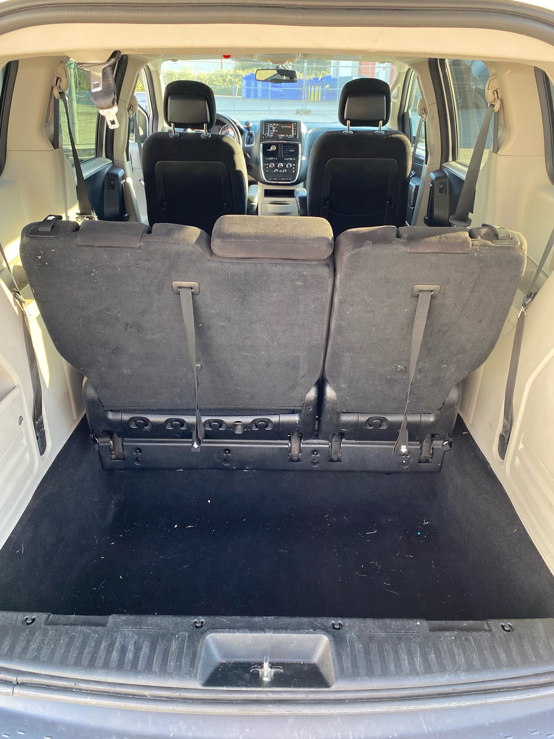 /canwestautoinc/2014-Dodge-GrandCaravan-6758107428671629.jpg