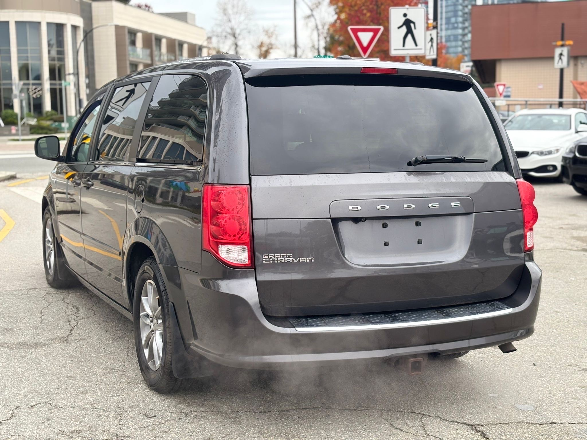 /canwestautoinc/2014-Dodge-GrandCaravan-7507925671583981.jpg