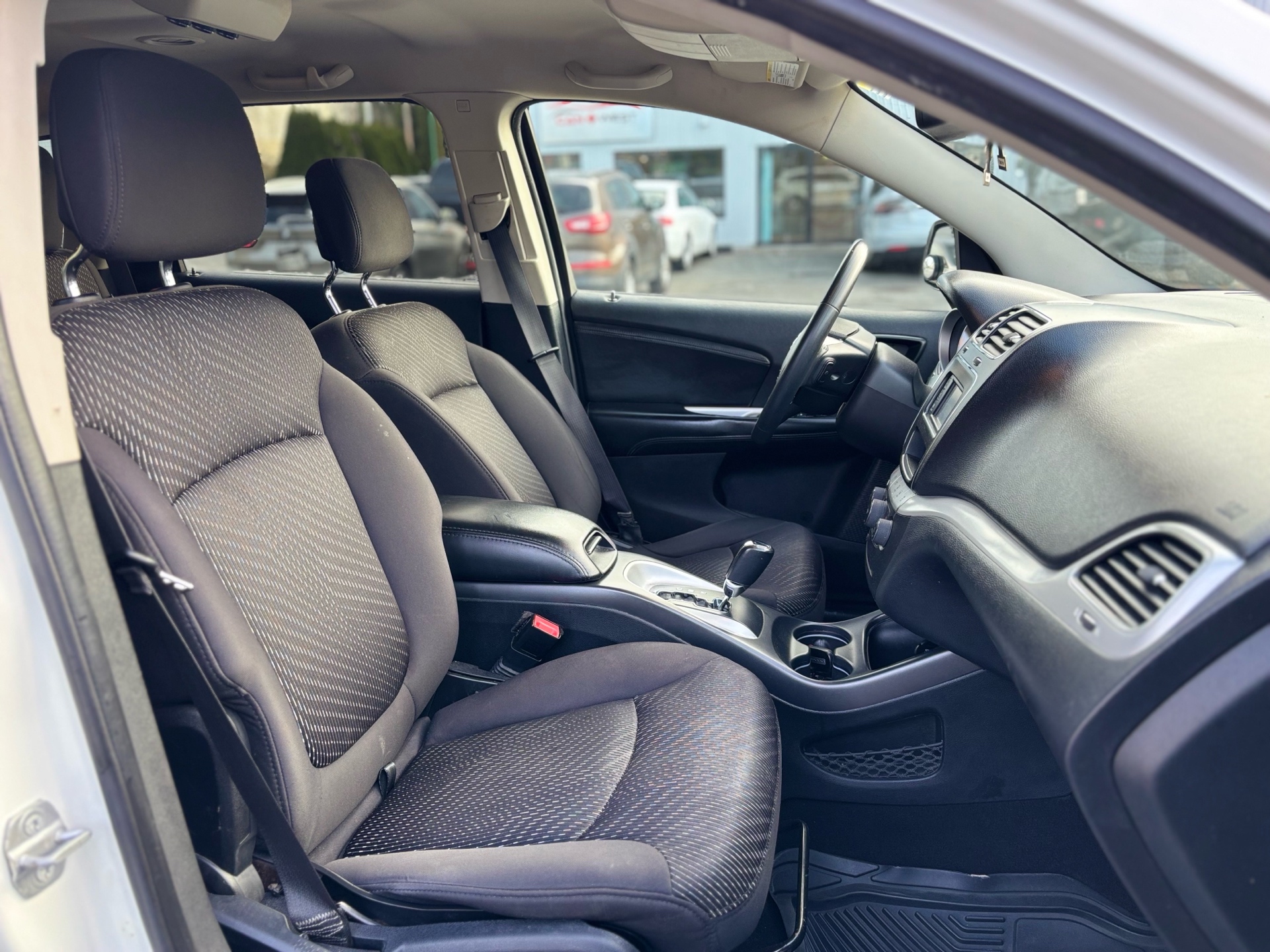 /canwestautoinc/2014-Dodge-Journey-6232911771047962.jpg