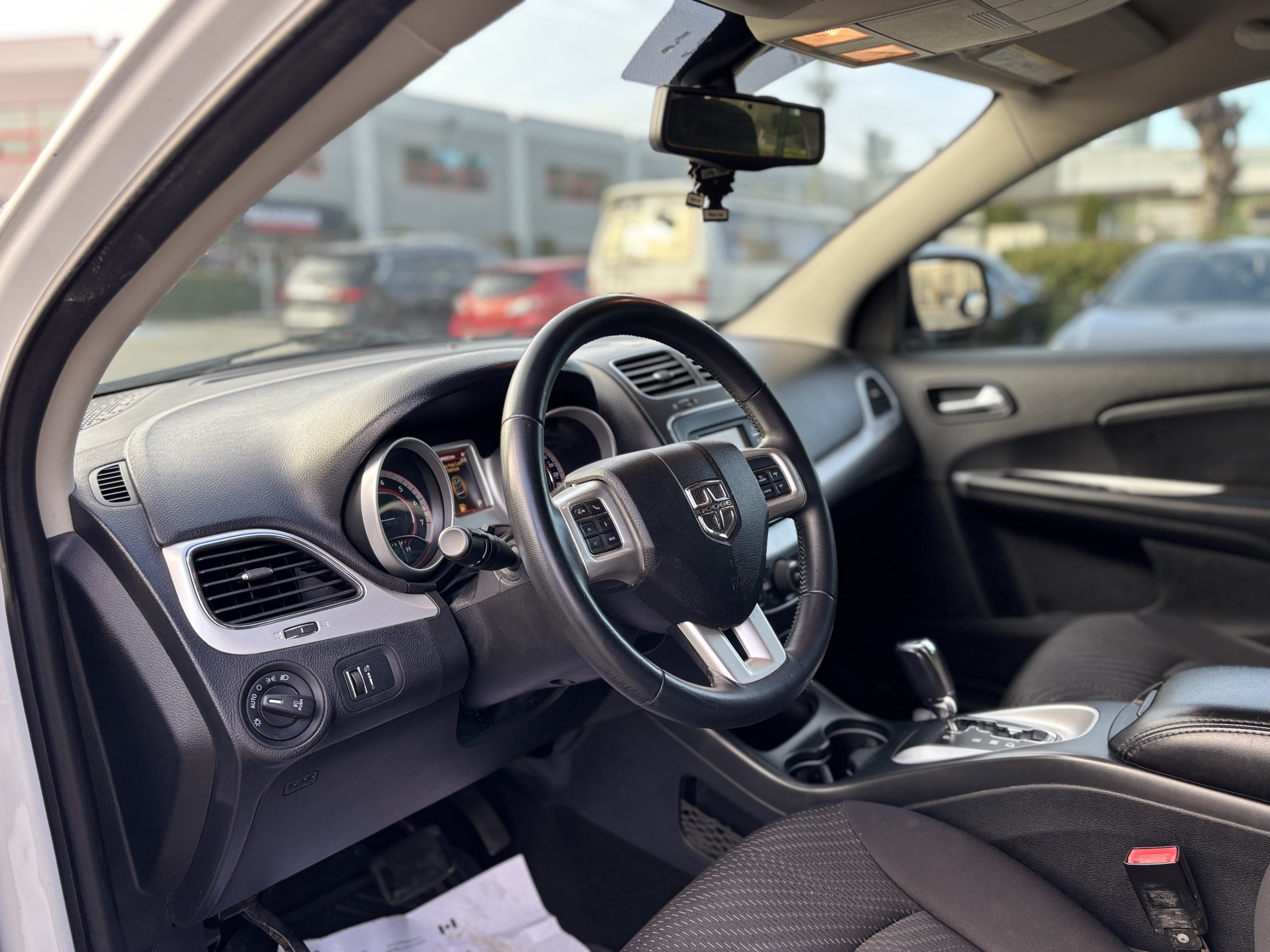 /canwestautoinc/2014-Dodge-Journey-8400126972100905.jpg
