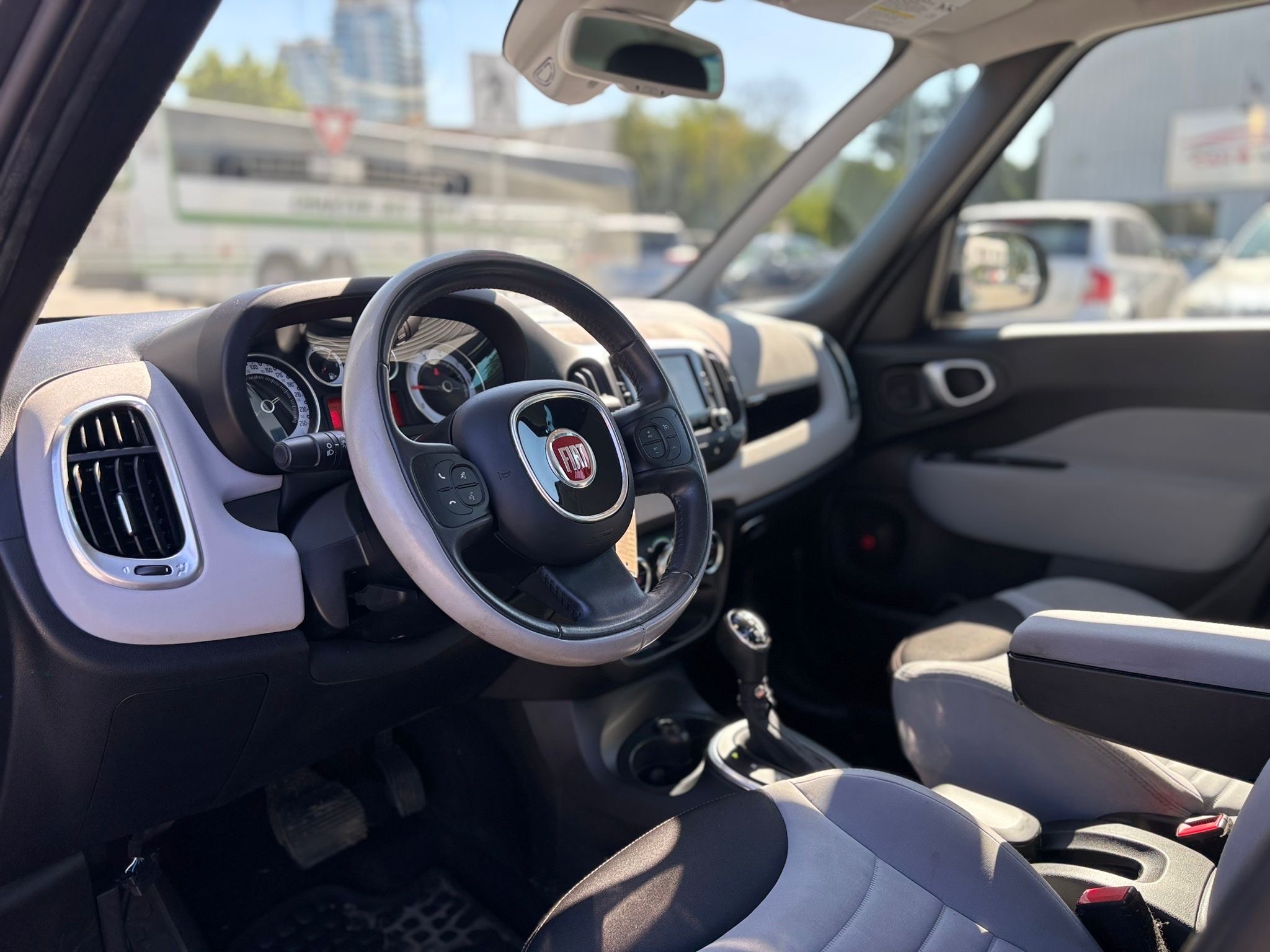 /canwestautoinc/2014-FIAT-500L-9022965922771715.jpg