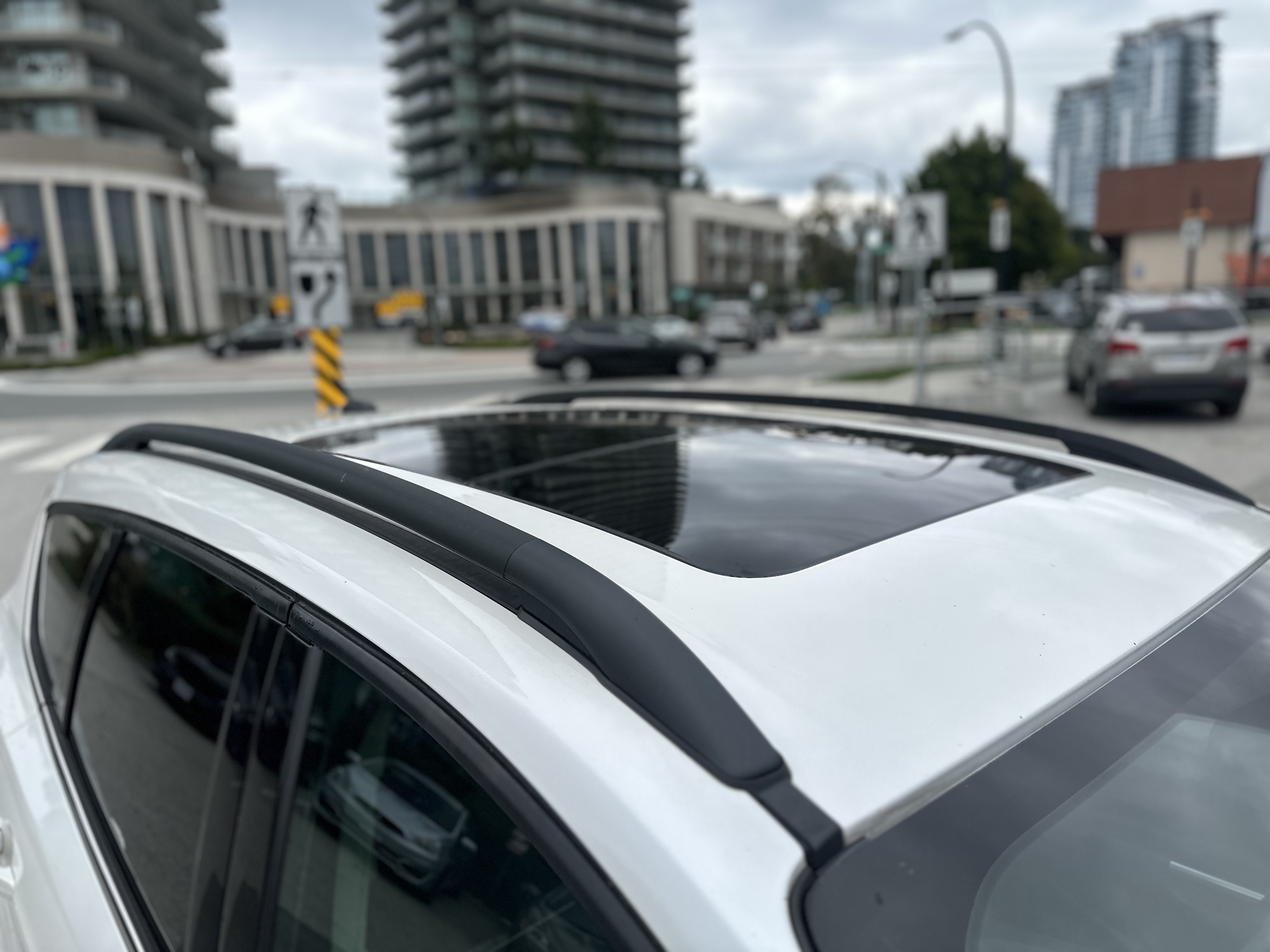 /canwestautoinc/2014-Ford-Escape-11616339135414111.jpg
