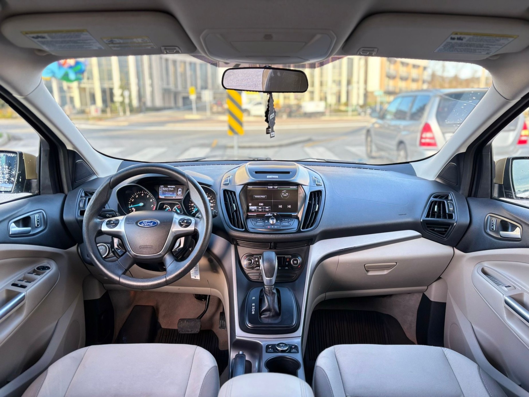 /canwestautoinc/2014-Ford-Escape-2743152306934591.jpg