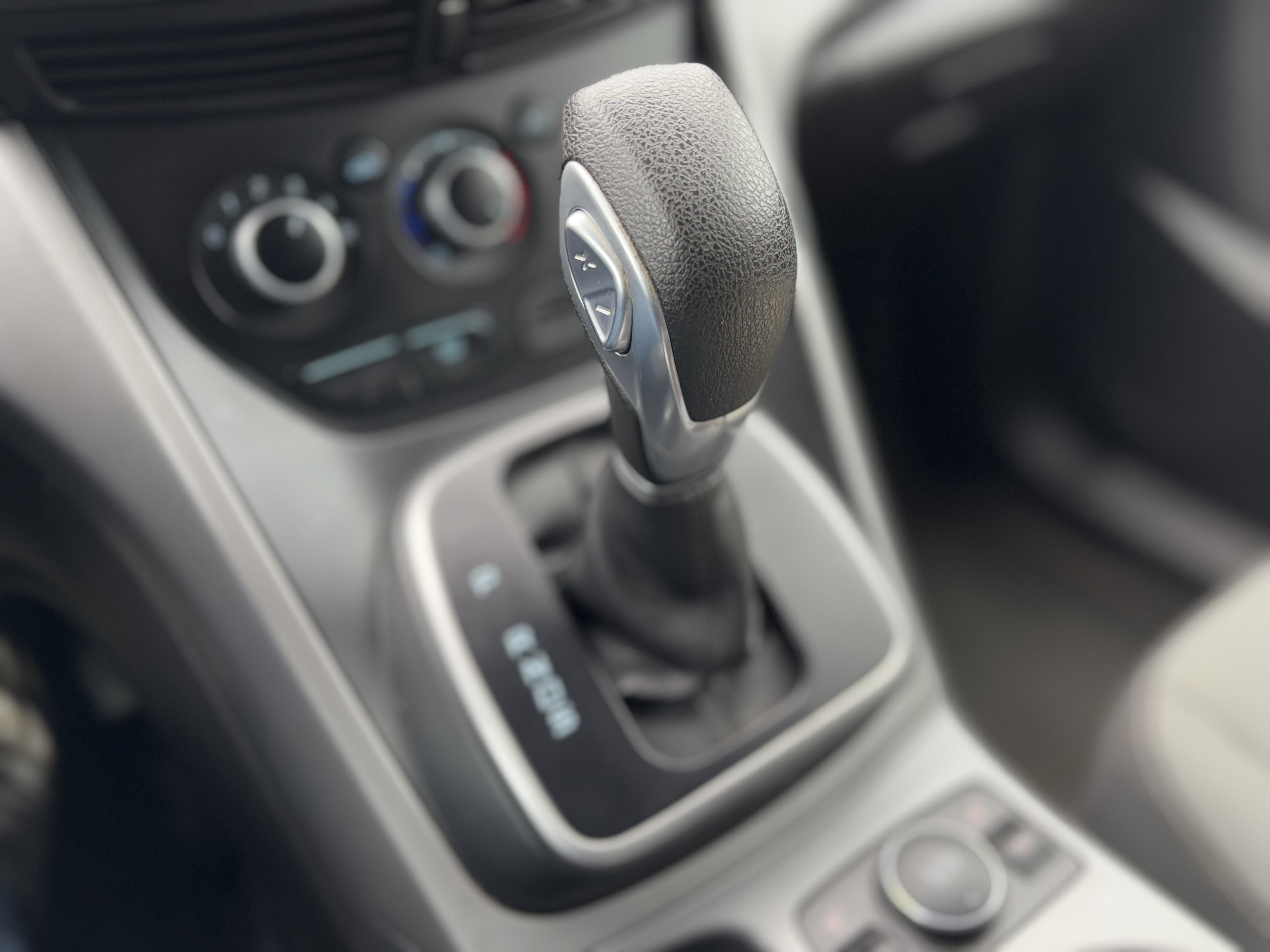 /canwestautoinc/2014-Ford-Escape-4027753066892126.jpg