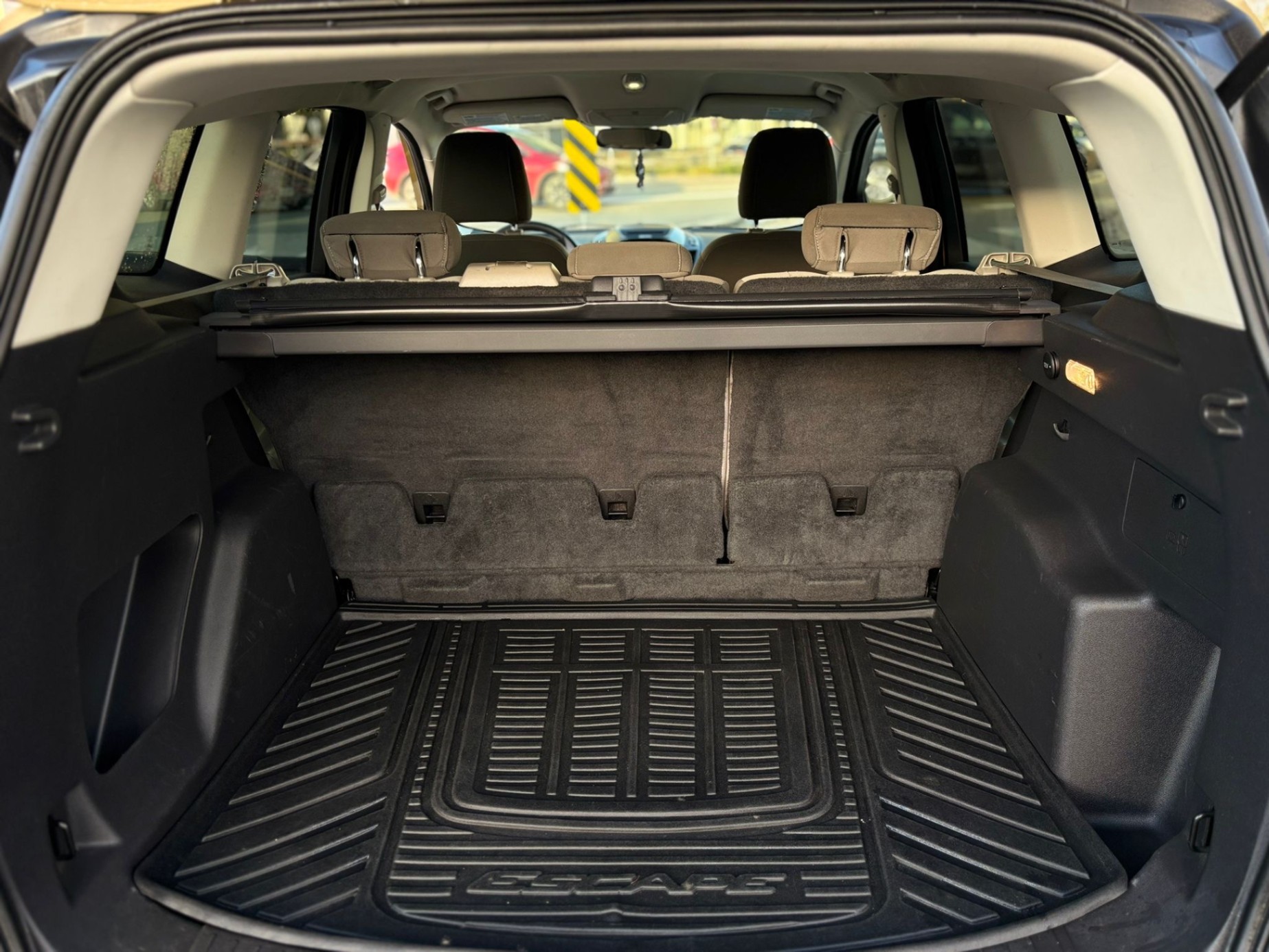 /canwestautoinc/2014-Ford-Escape-4494160627427488.jpg
