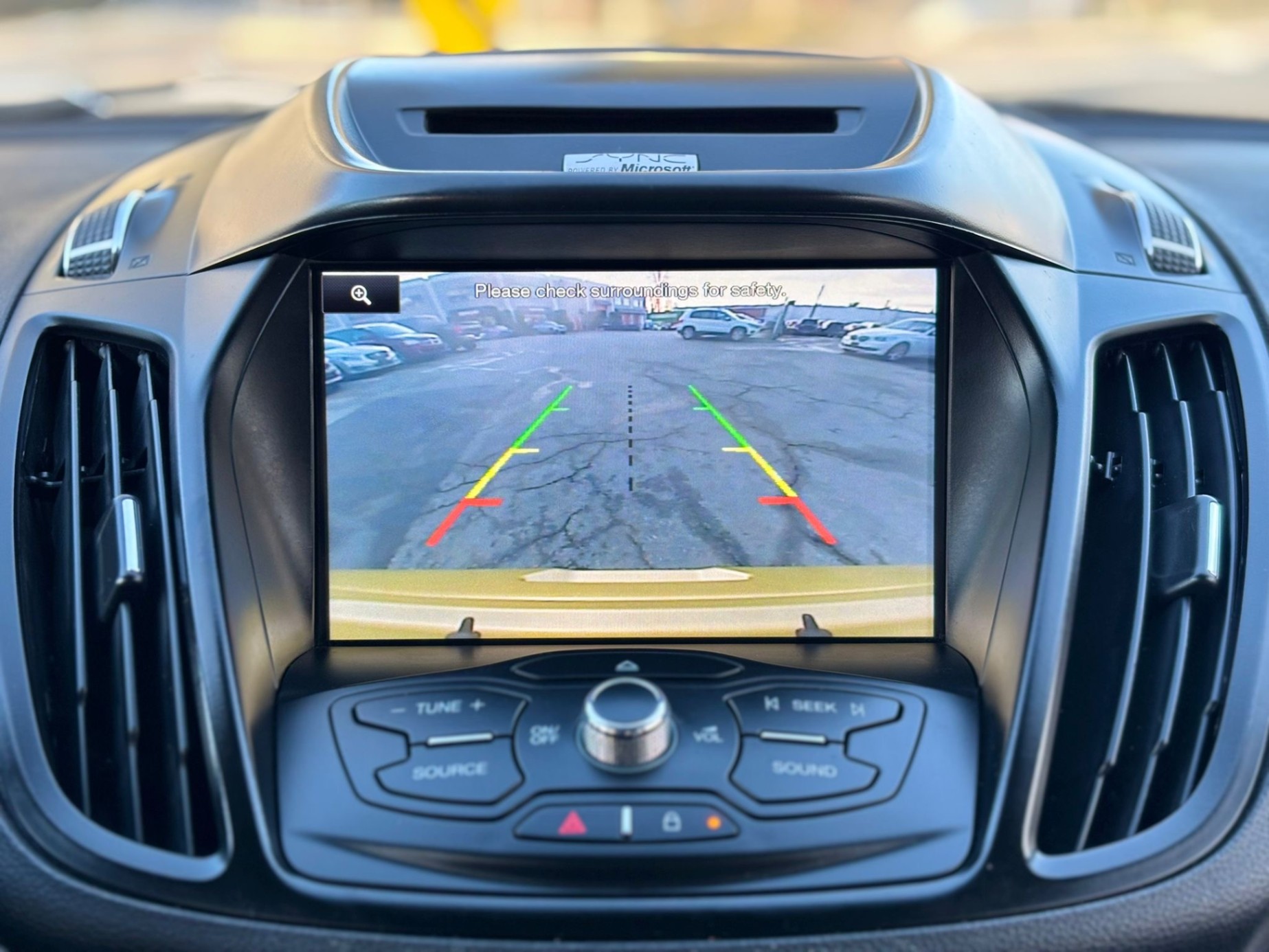 /canwestautoinc/2014-Ford-Escape-5433314817252954.jpg