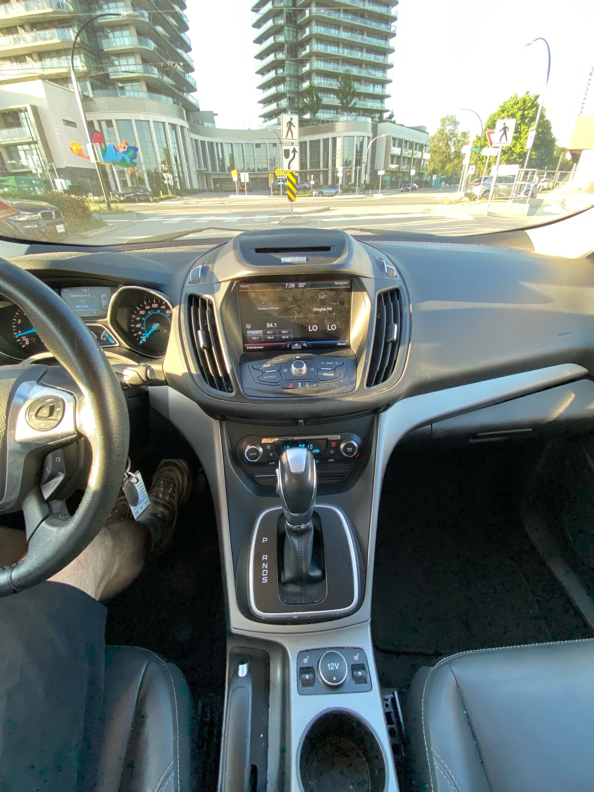 /canwestautoinc/2014-Ford-Escape-6032384015019909.jpg