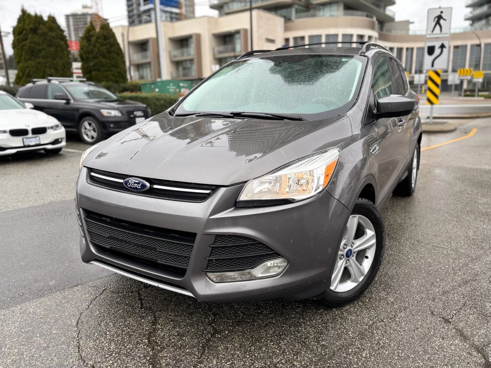/canwestautoinc/2014-Ford-Escape-6615794174665555.jpg
