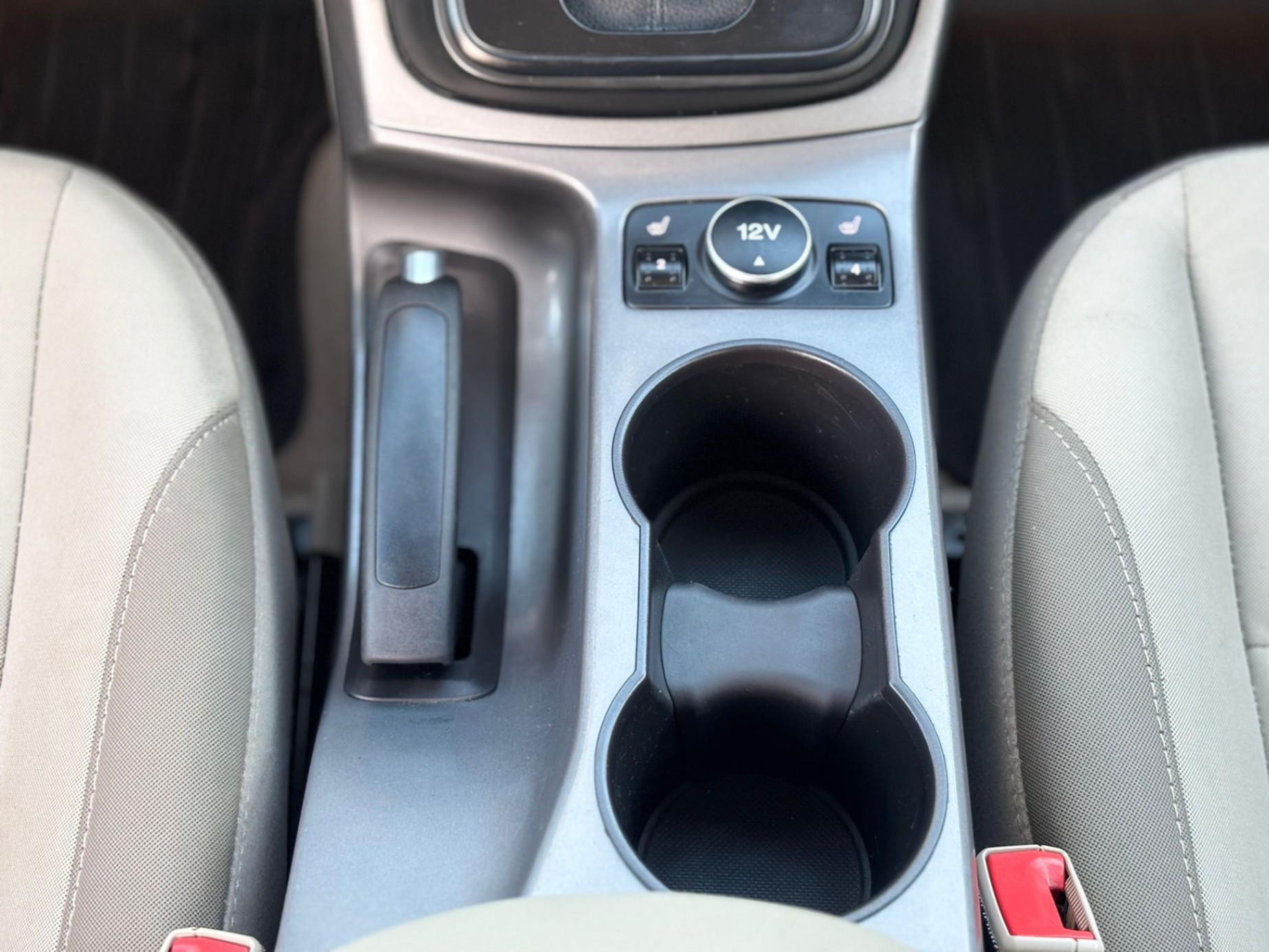 /canwestautoinc/2014-Ford-Escape-7518404037011848.jpg