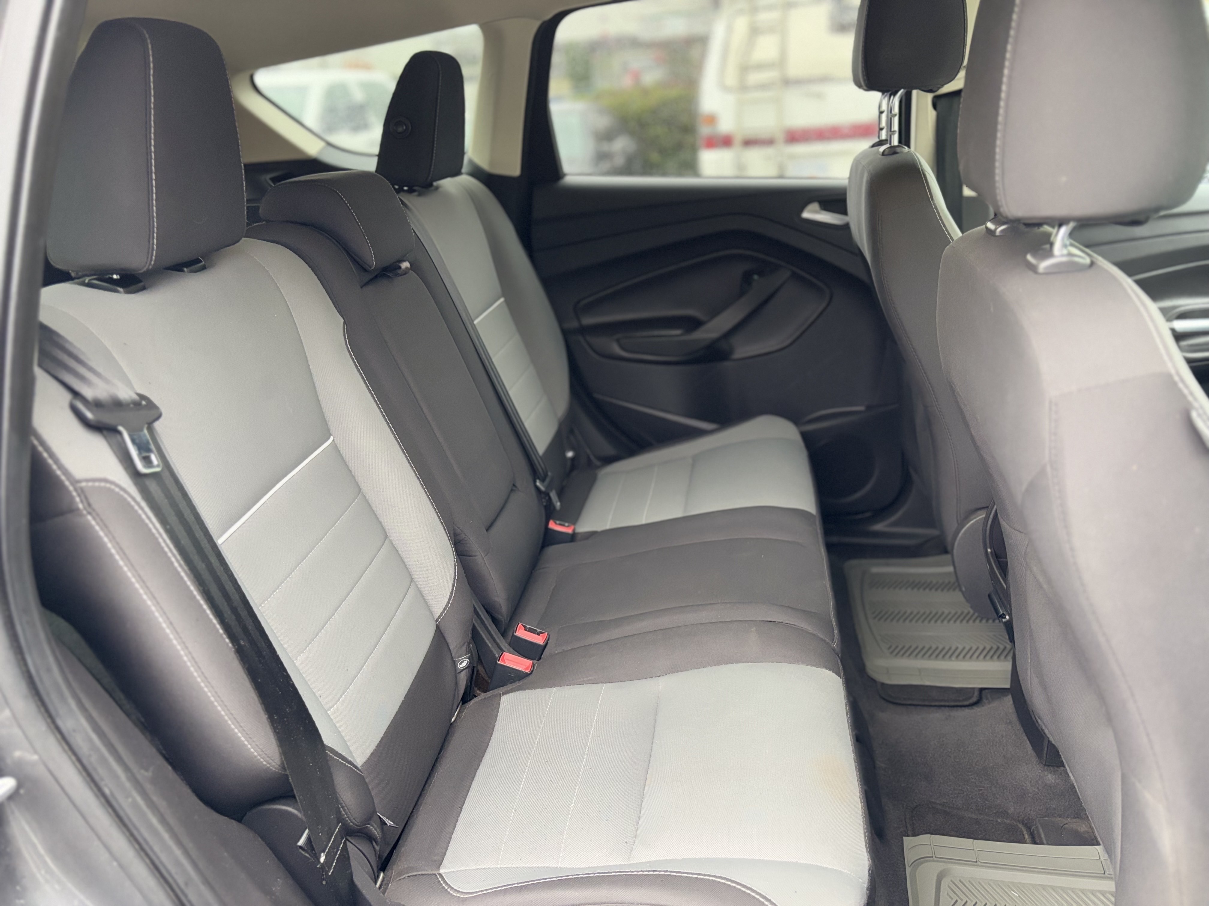 /canwestautoinc/2014-Ford-Escape-9800434638011564.jpg