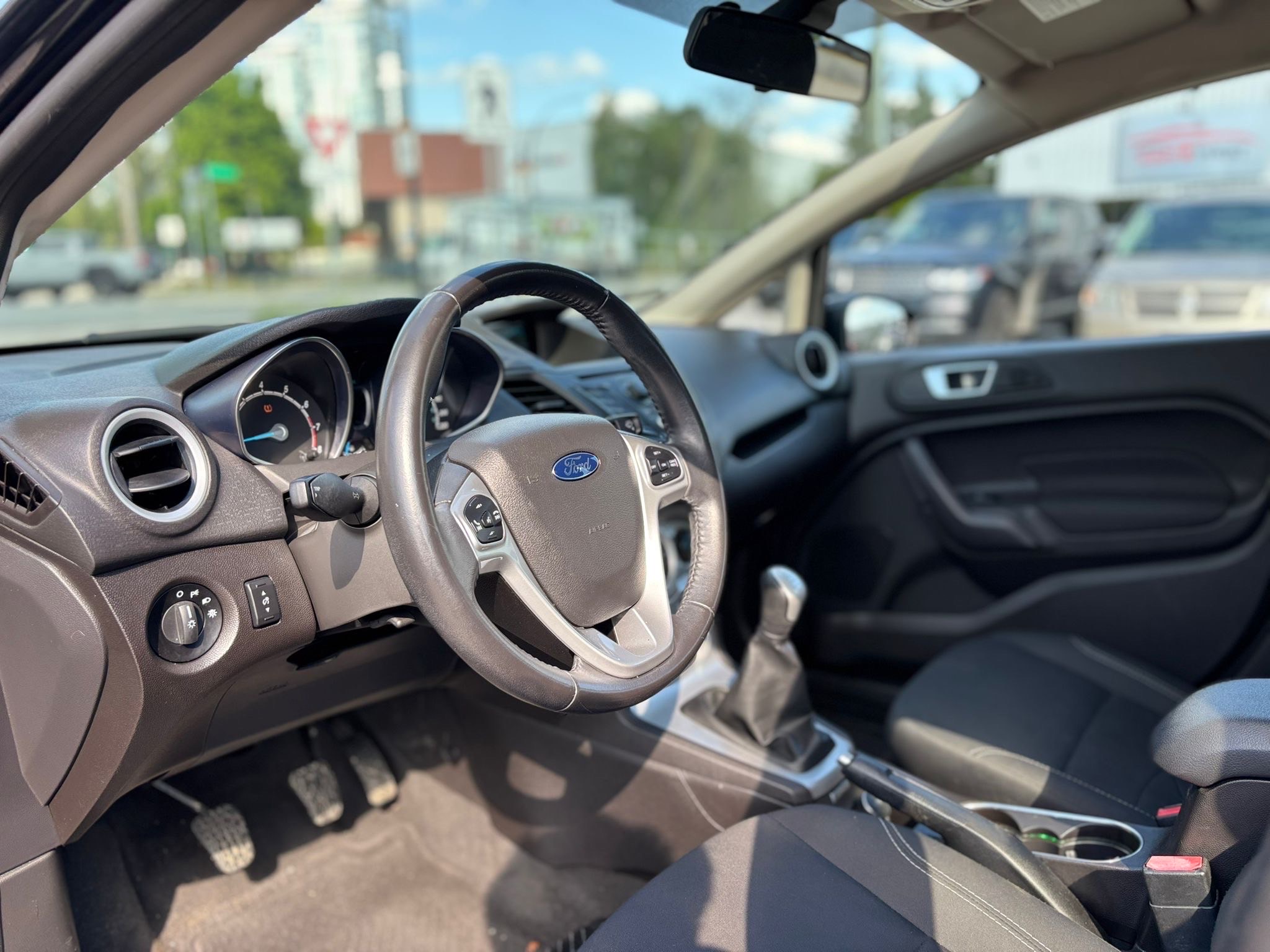 /canwestautoinc/2014-Ford-Fiesta-048796871703687295.jpg