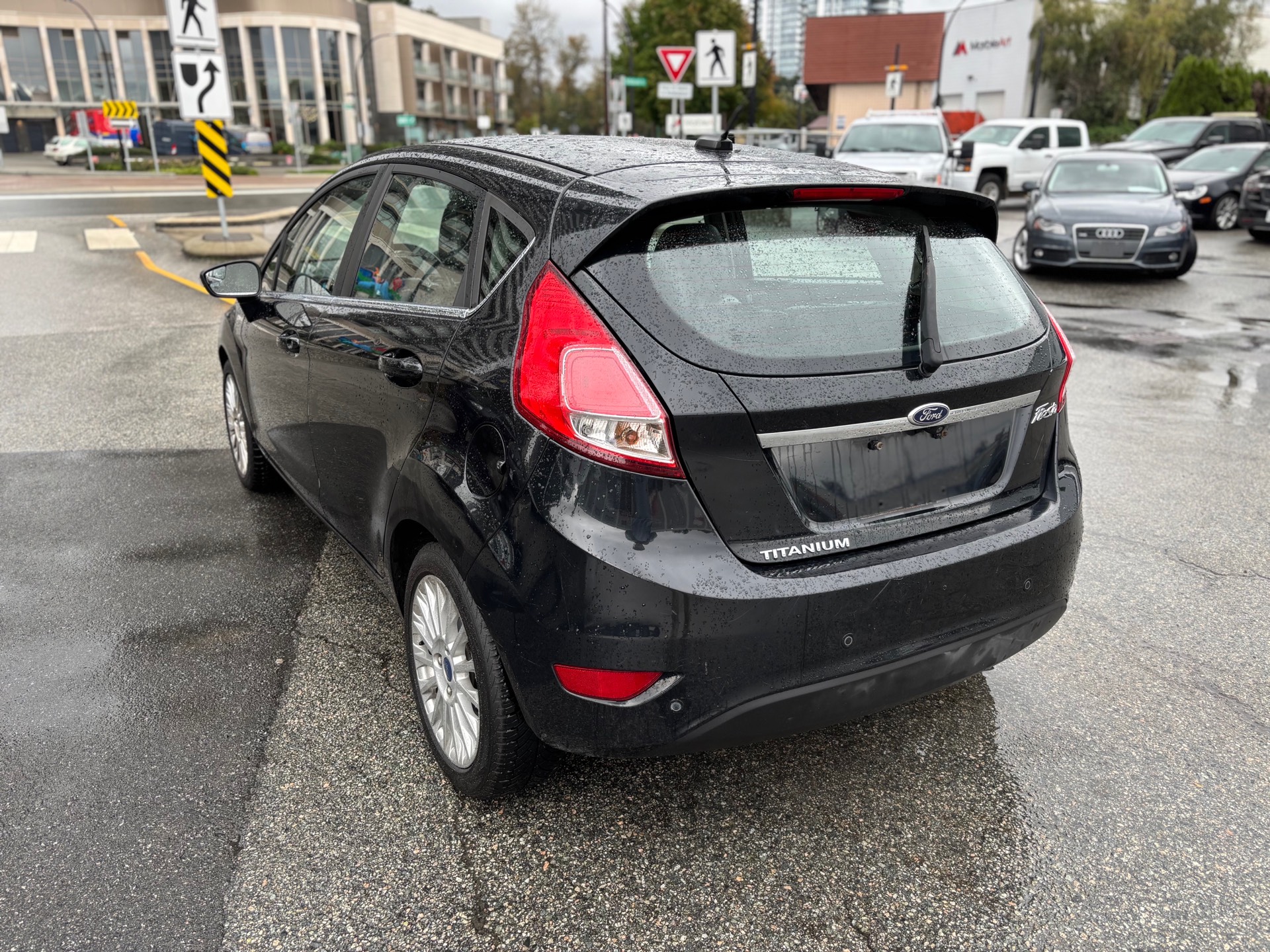 /canwestautoinc/2014-Ford-Fiesta-09246841084418778.jpg