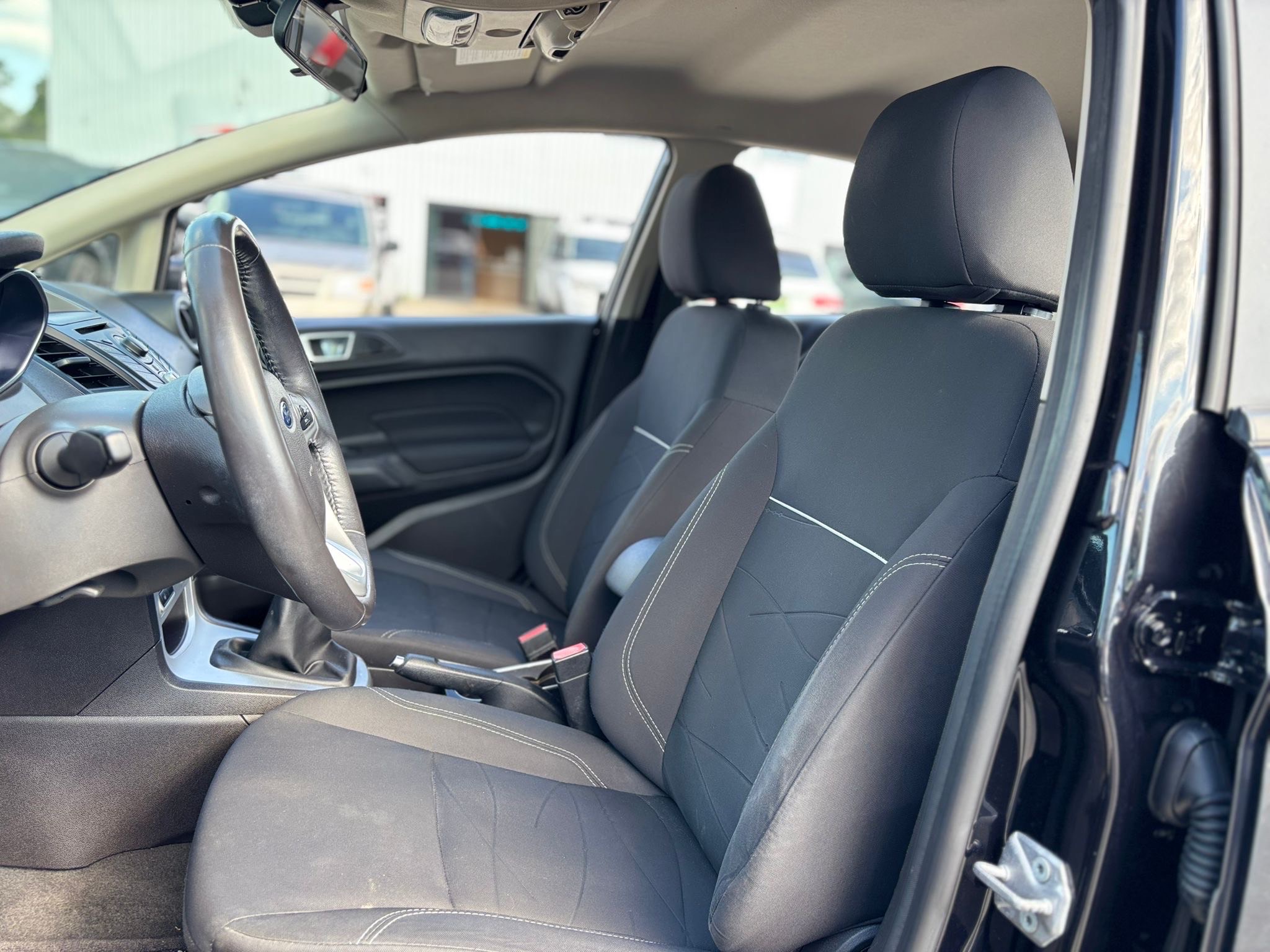 /canwestautoinc/2014-Ford-Fiesta-9636344876752576.jpg
