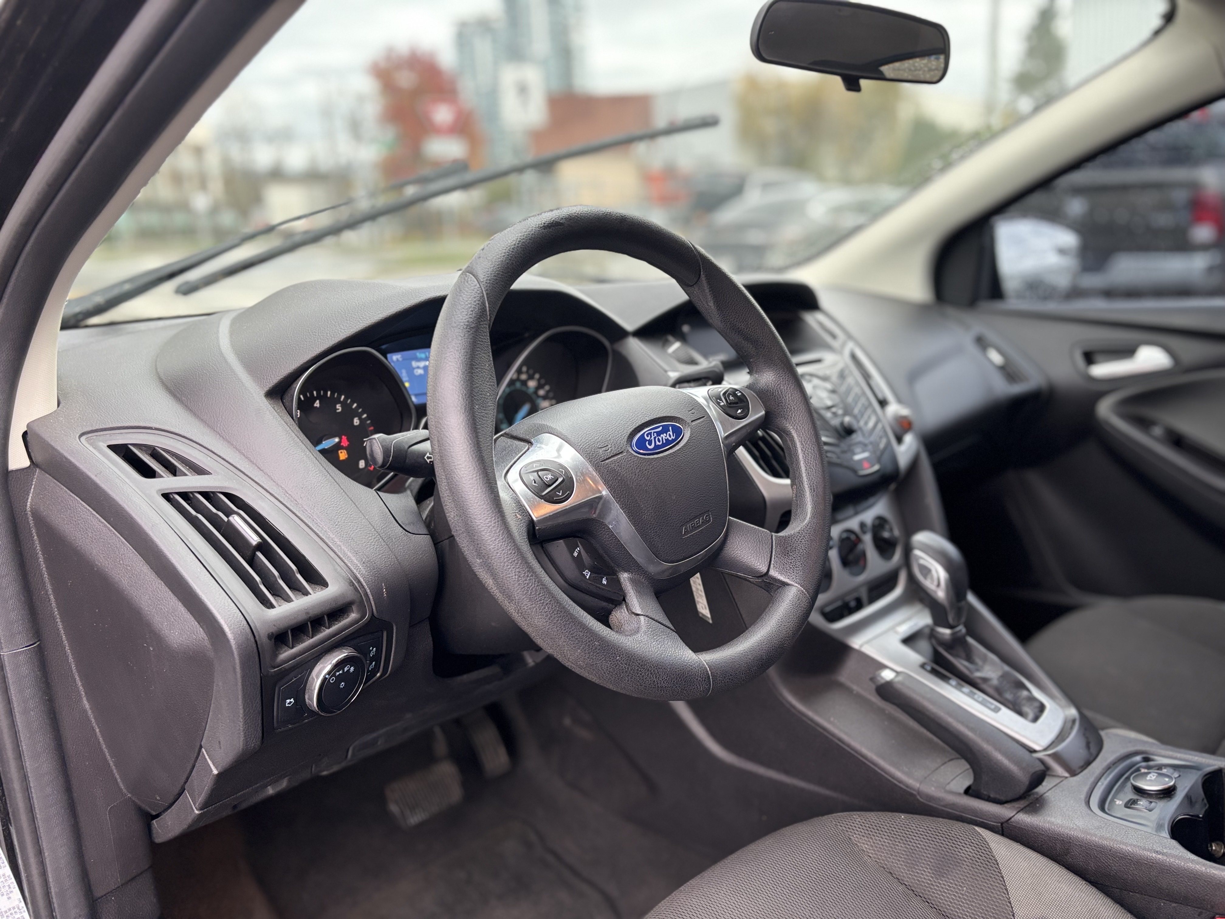 /canwestautoinc/2014-Ford-Focus-3568725865388287.jpg