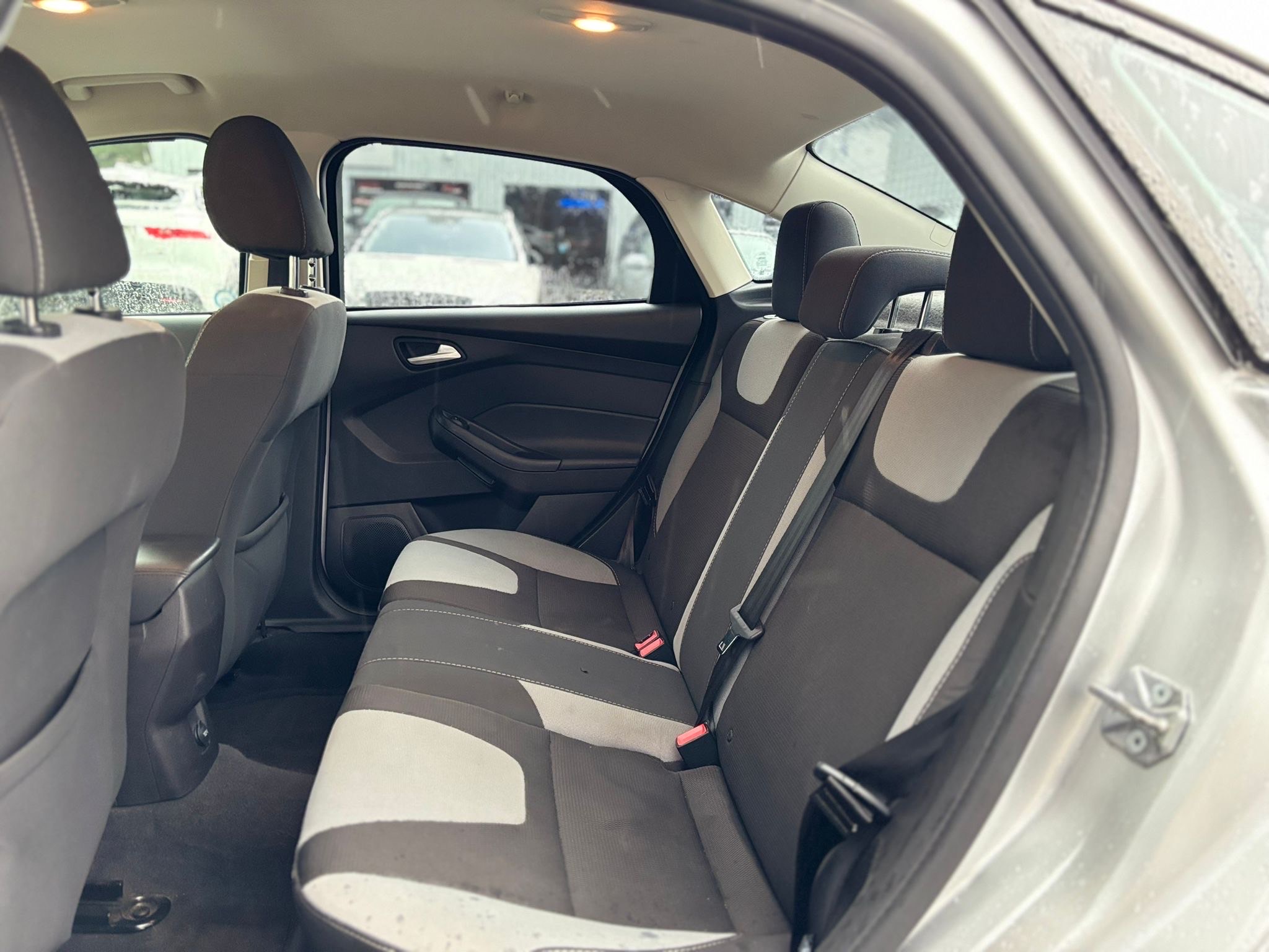 /canwestautoinc/2014-Ford-Focus-5580444214608358.jpg