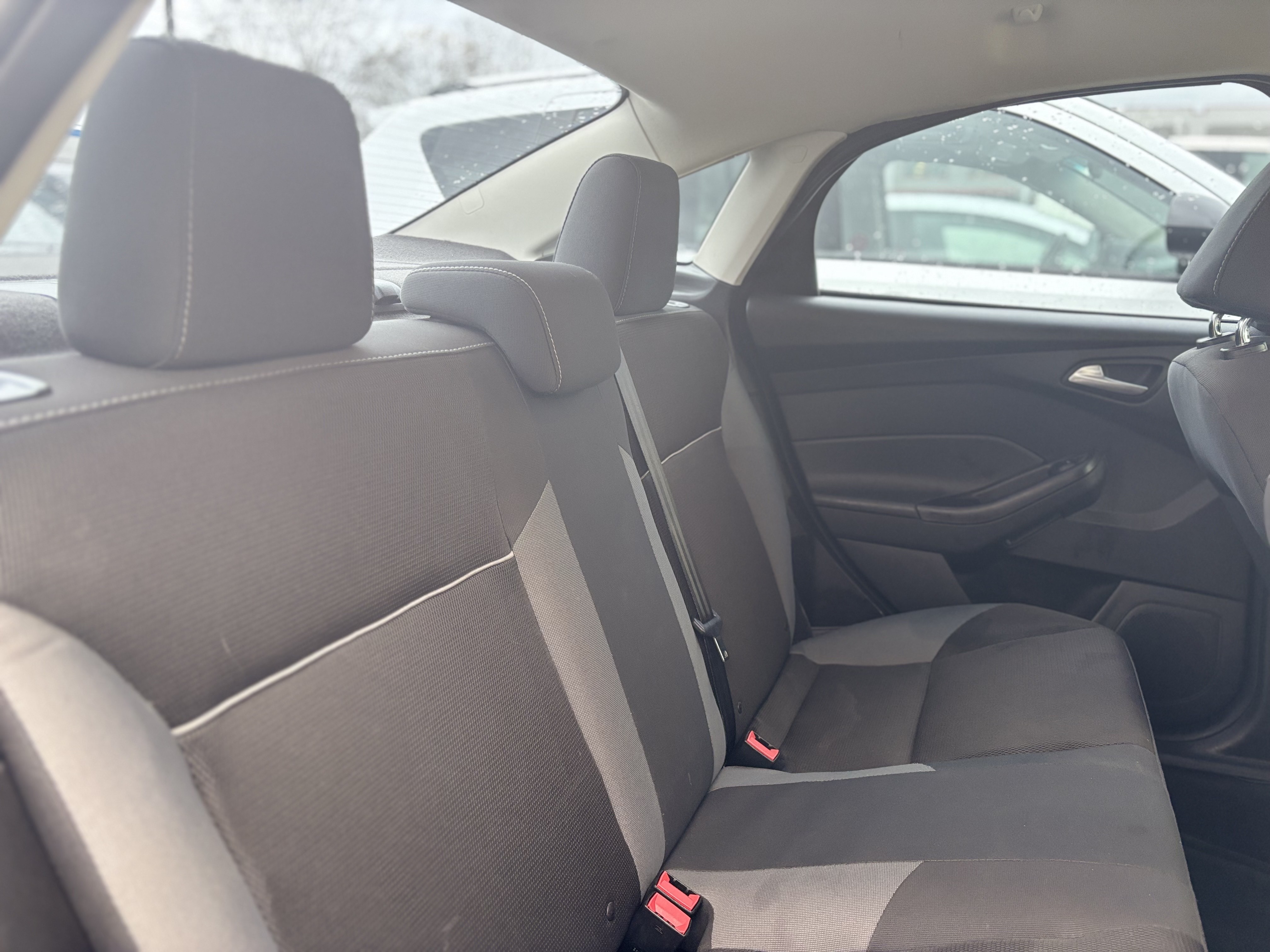 /canwestautoinc/2014-Ford-Focus-7266842427066473.jpg