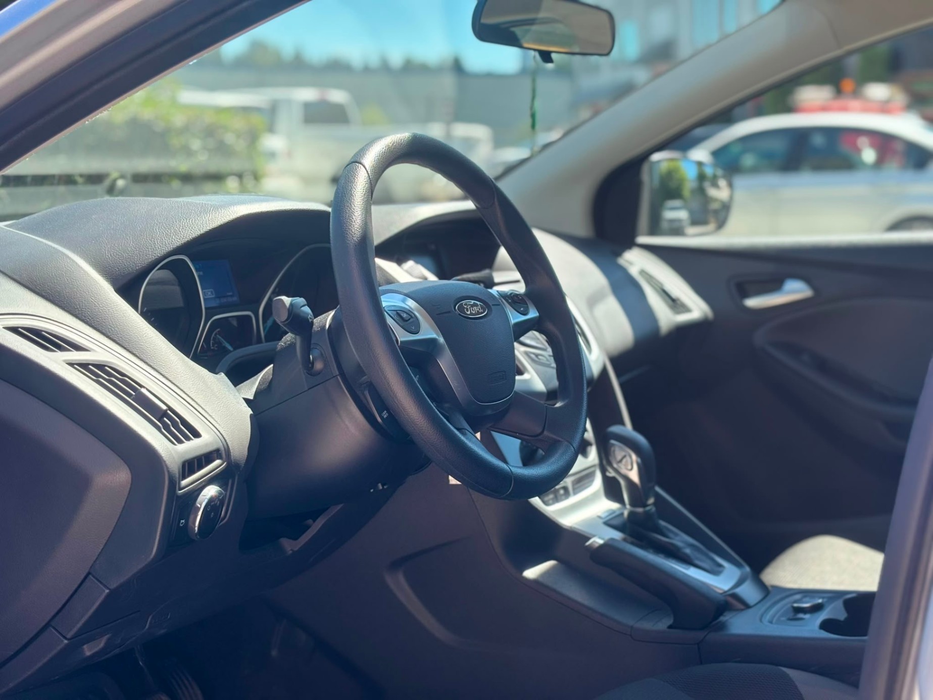 /canwestautoinc/2014-Ford-Focus-7405946407490756.jpg