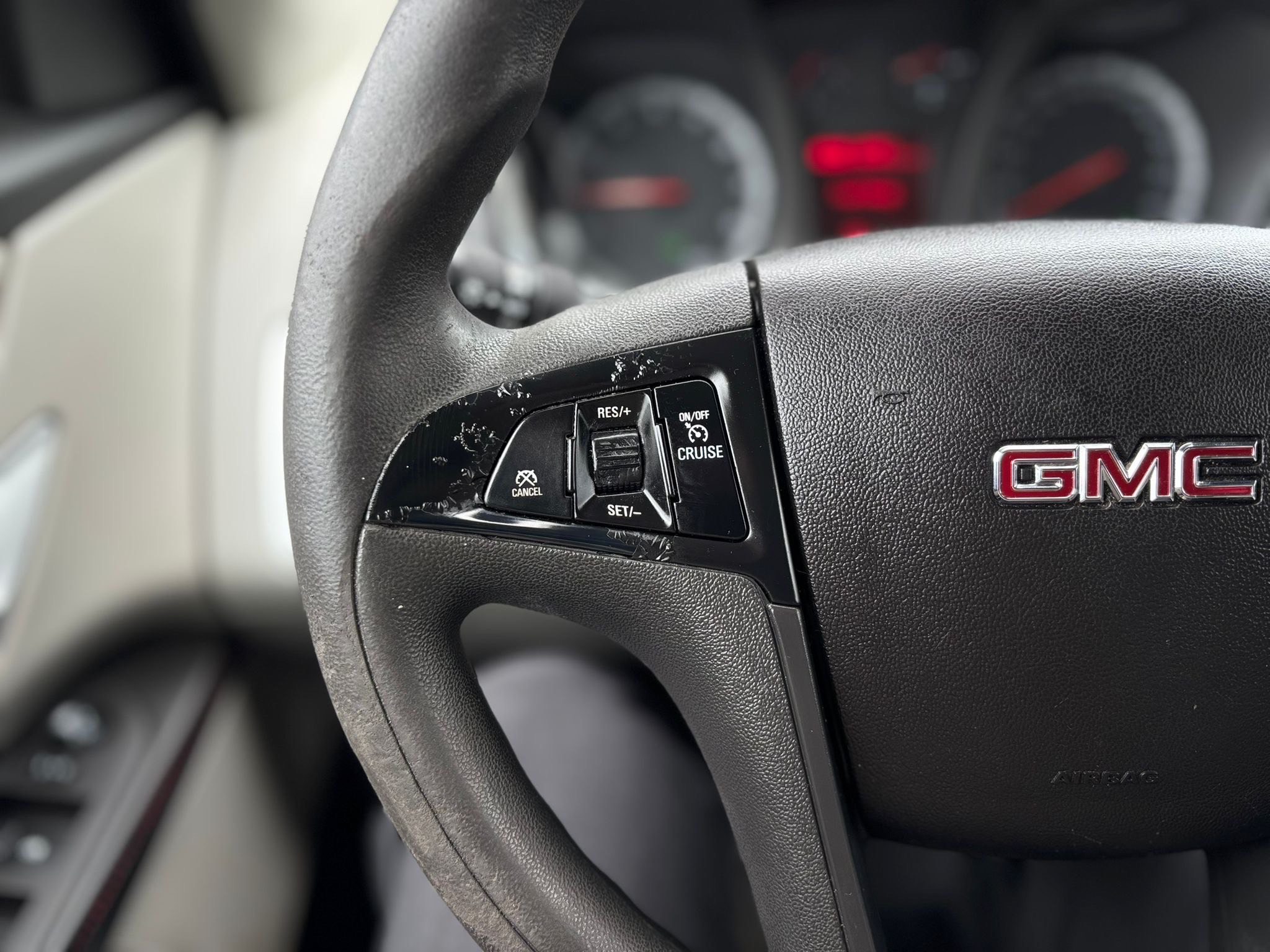 /canwestautoinc/2014-GMC-Terrain-15929622326103487.jpg