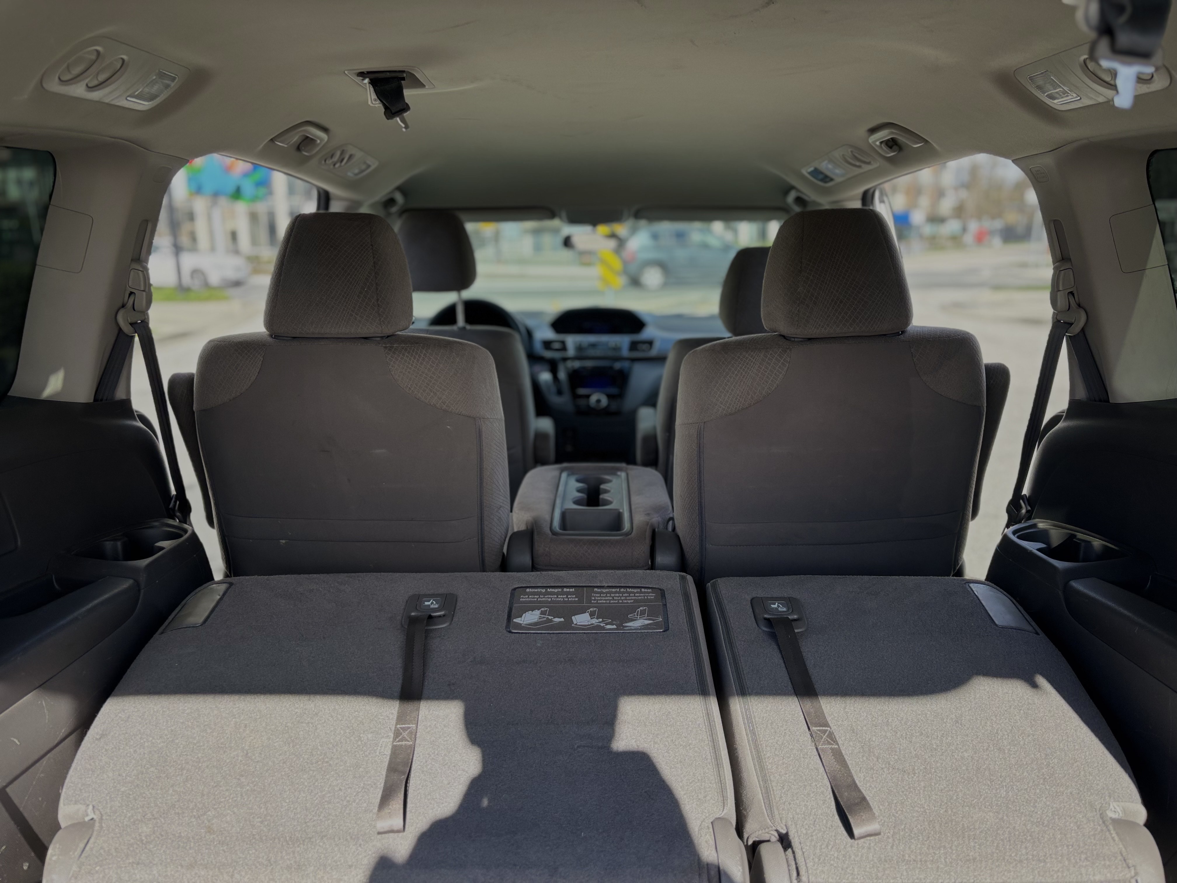 /canwestautoinc/2014-Honda-Odyssey-2389347053288322.jpg