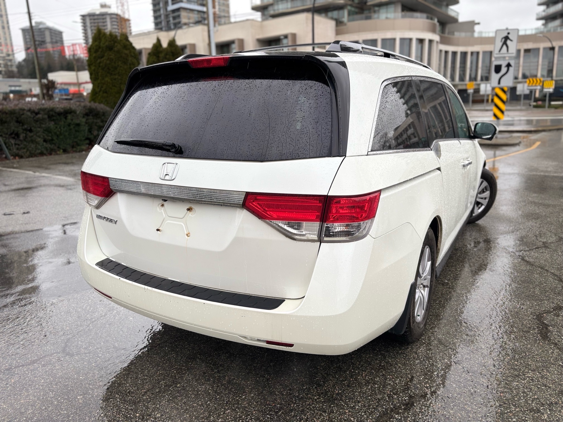 /canwestautoinc/2014-Honda-Odyssey-34276977905473927.jpg