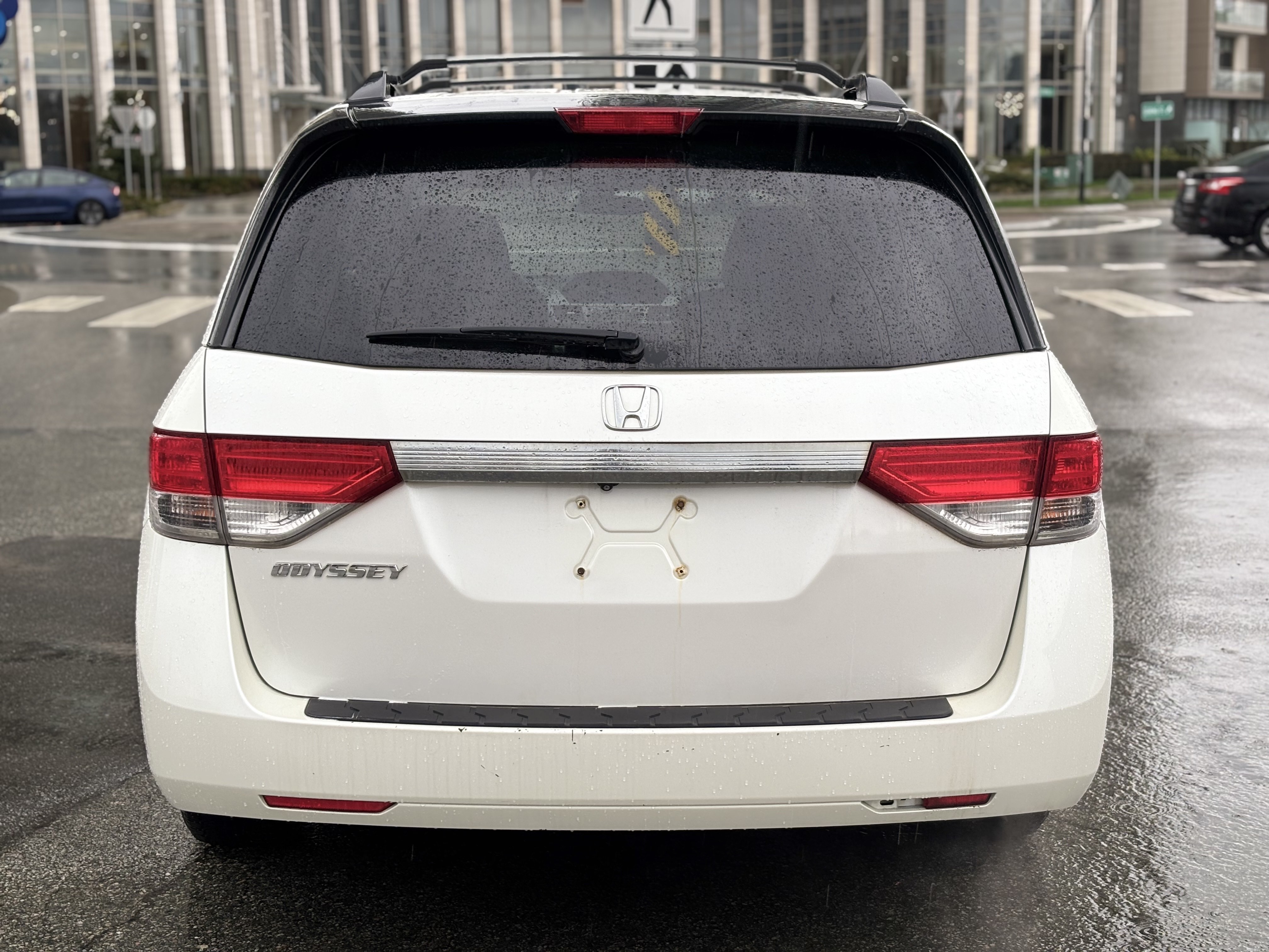 /canwestautoinc/2014-Honda-Odyssey-9724085832335523.jpg