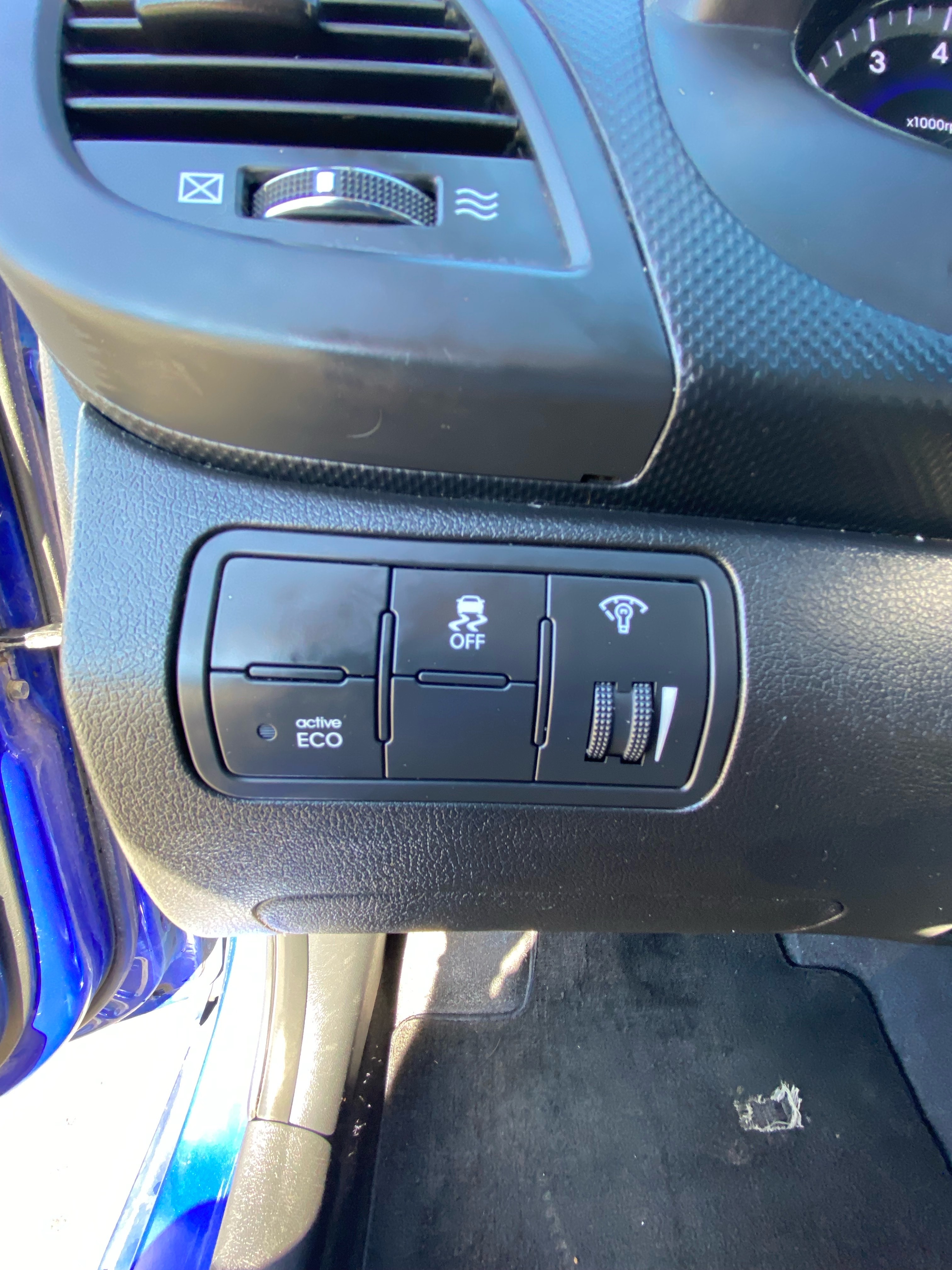 /canwestautoinc/2014-Hyundai-Accent-2342604211773105.jpg