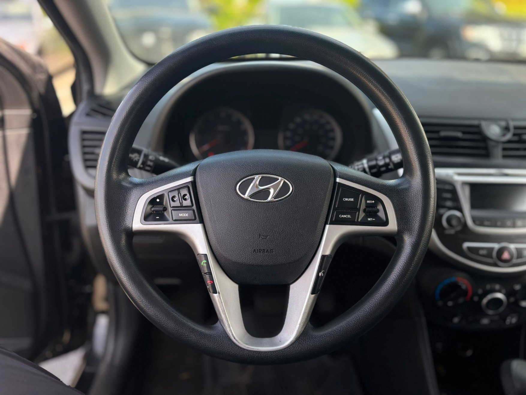 /canwestautoinc/2014-Hyundai-Accent-2889358120431551.jpg