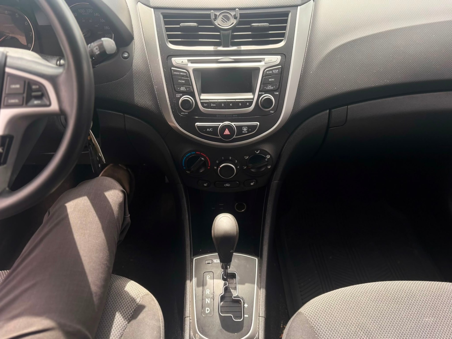 /canwestautoinc/2014-Hyundai-Accent-5395871341023382.jpg