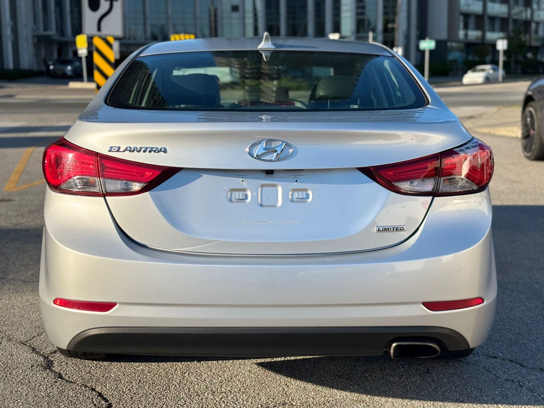 /canwestautoinc/2014-Hyundai-Elantra-2602325607769187.jpg