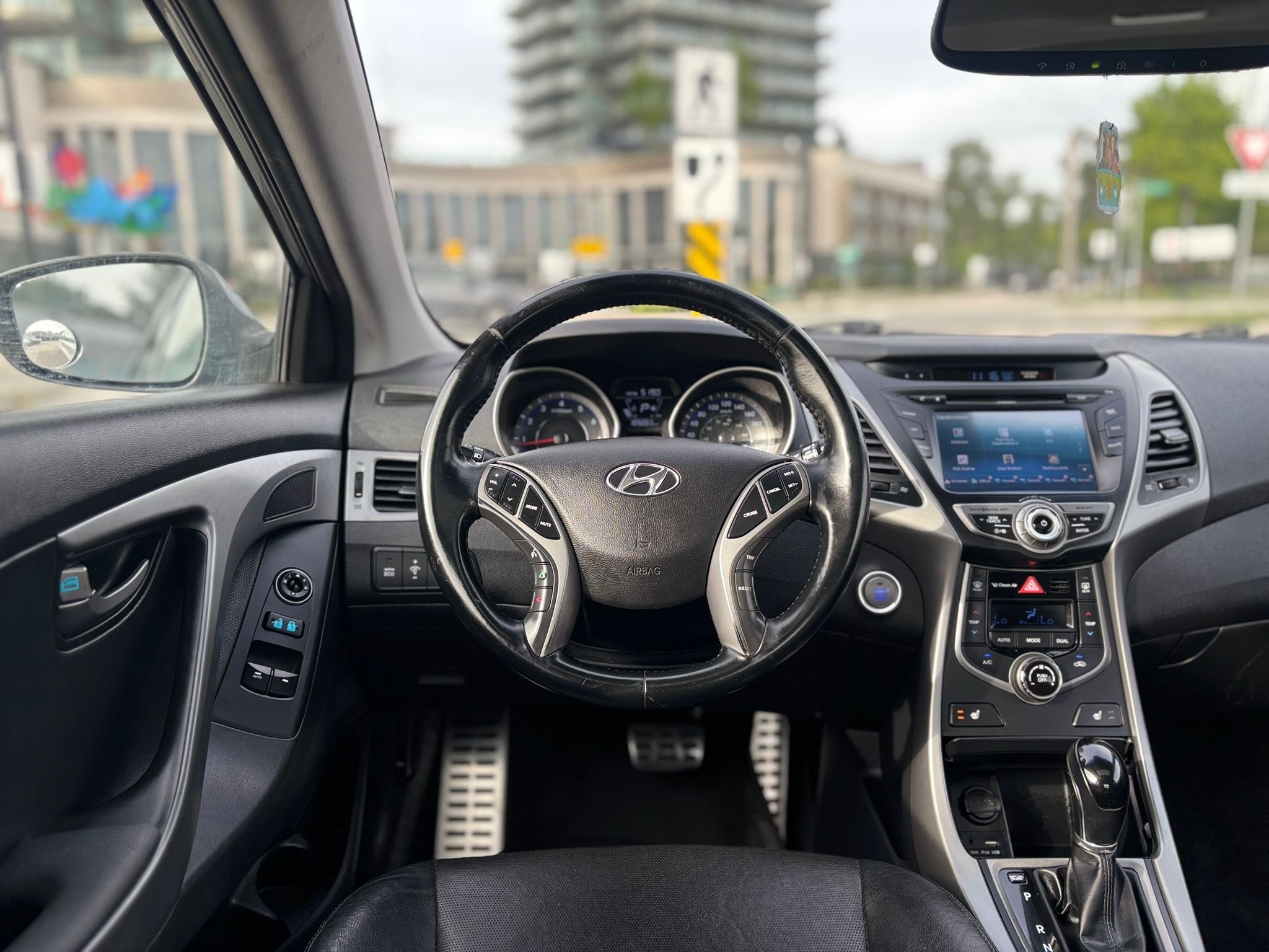 /canwestautoinc/2014-Hyundai-Elantra-320108373013011.jpg