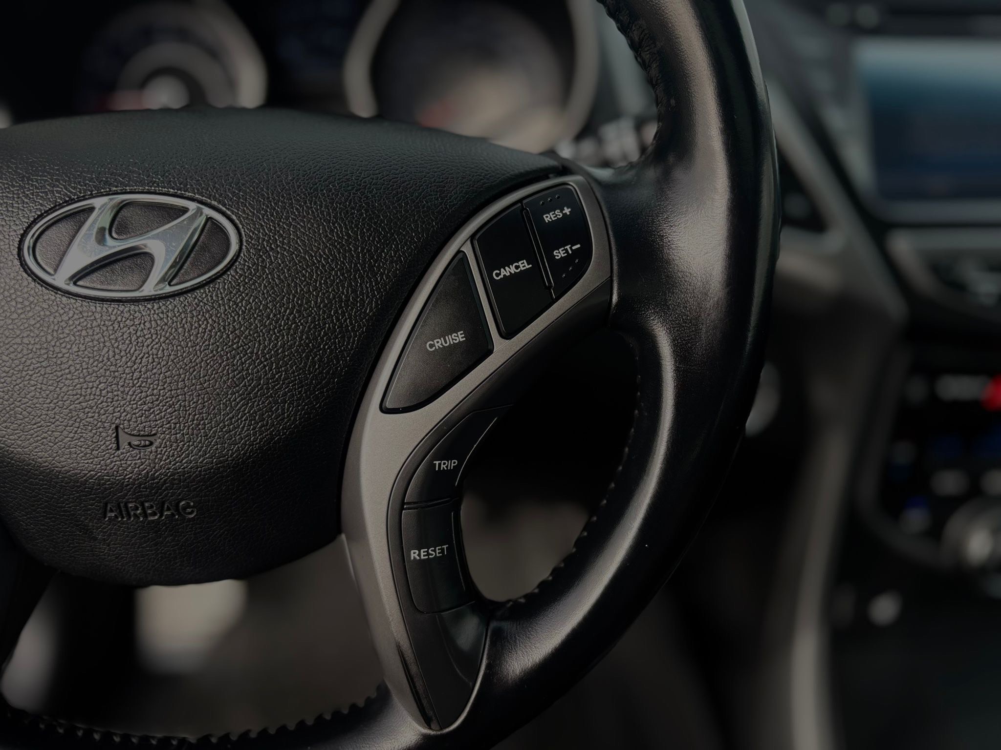 /canwestautoinc/2014-Hyundai-Elantra-3329921444027415.jpg