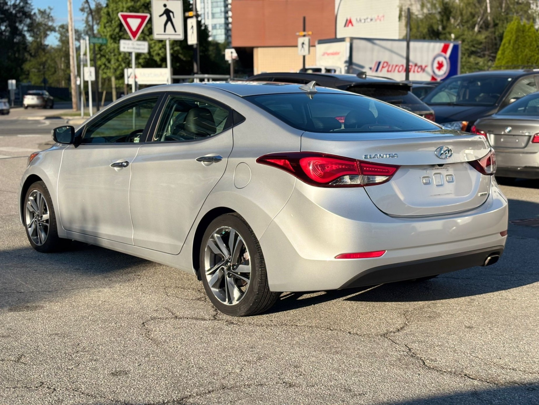 /canwestautoinc/2014-Hyundai-Elantra-43646413188093214.jpg