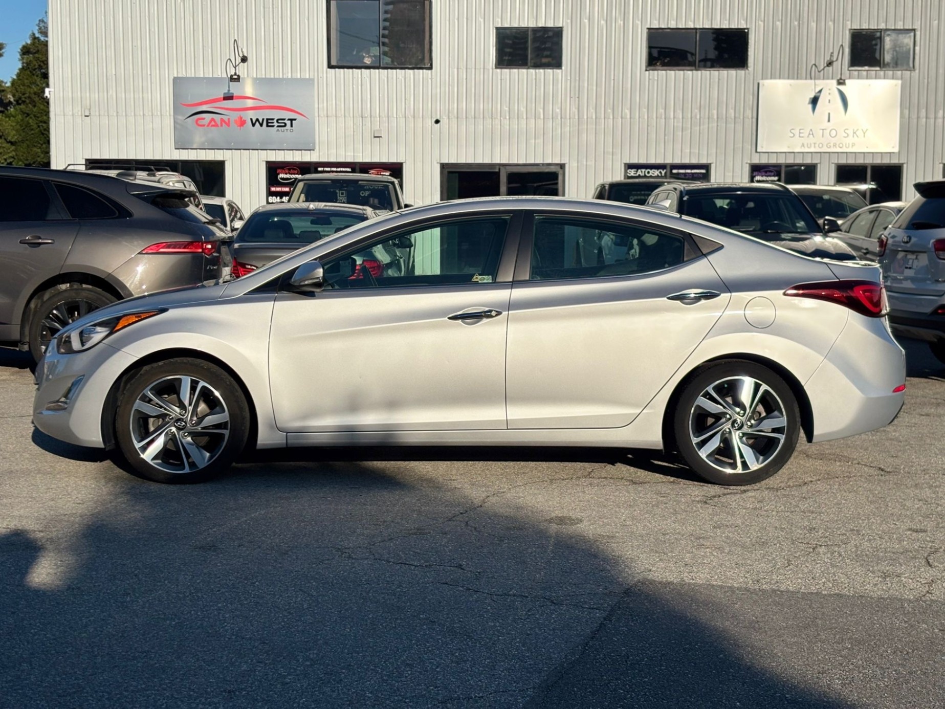 /canwestautoinc/2014-Hyundai-Elantra-5442648741028644.jpg