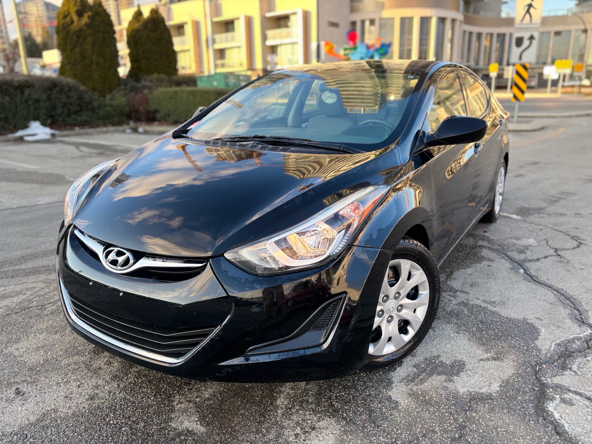 /canwestautoinc/2014-Hyundai-Elantra-7790983828378162.jpg