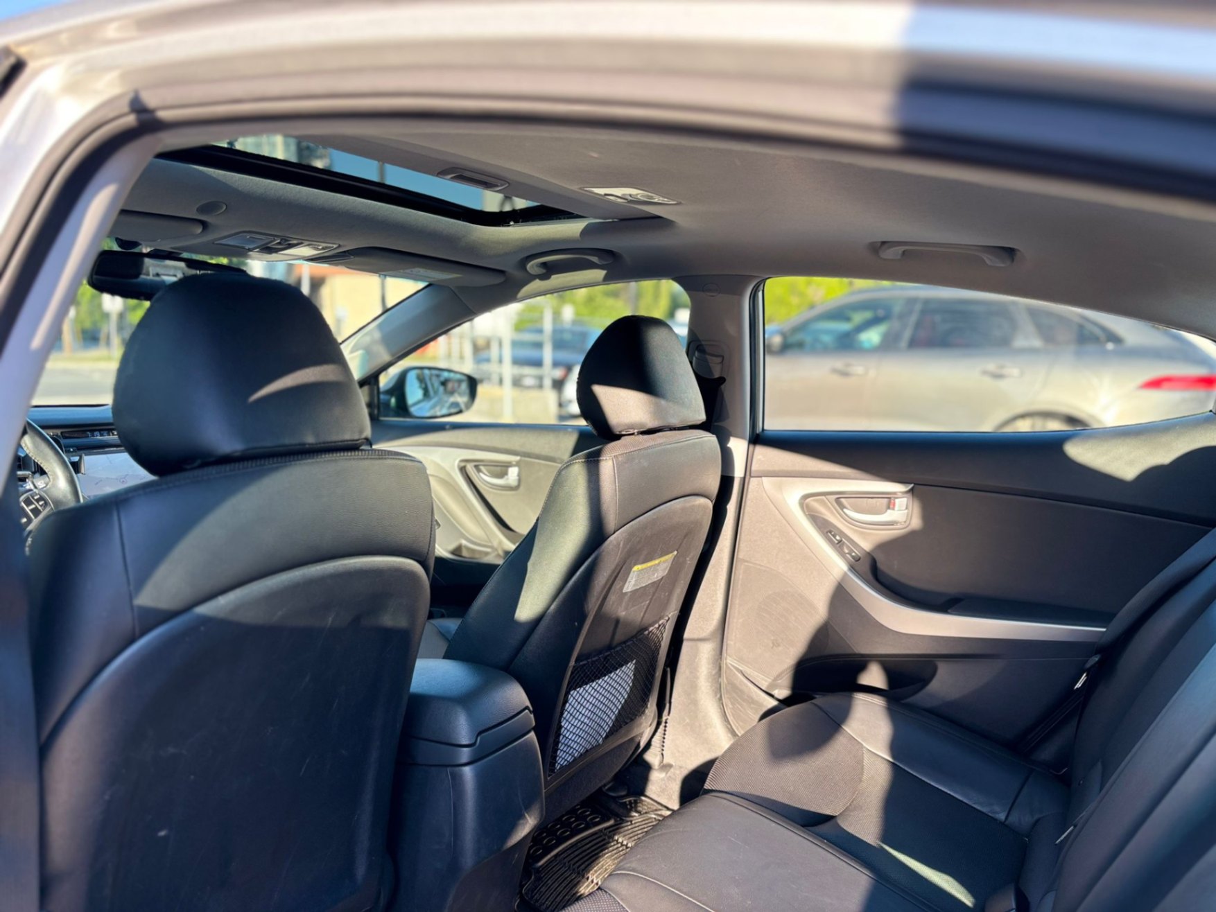 /canwestautoinc/2014-Hyundai-Elantra-8032036392074173.jpg